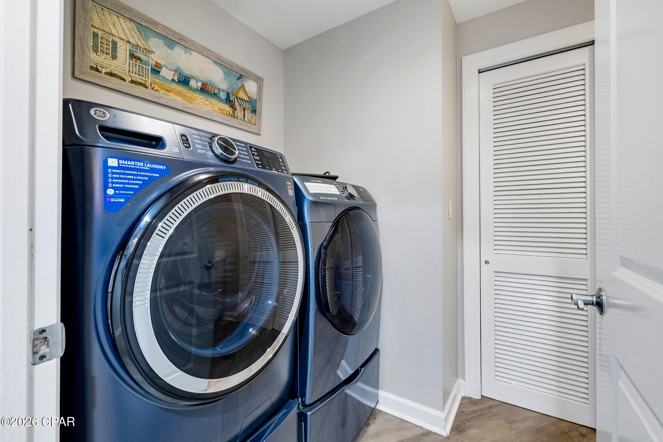 En Soleil Condo - Residential