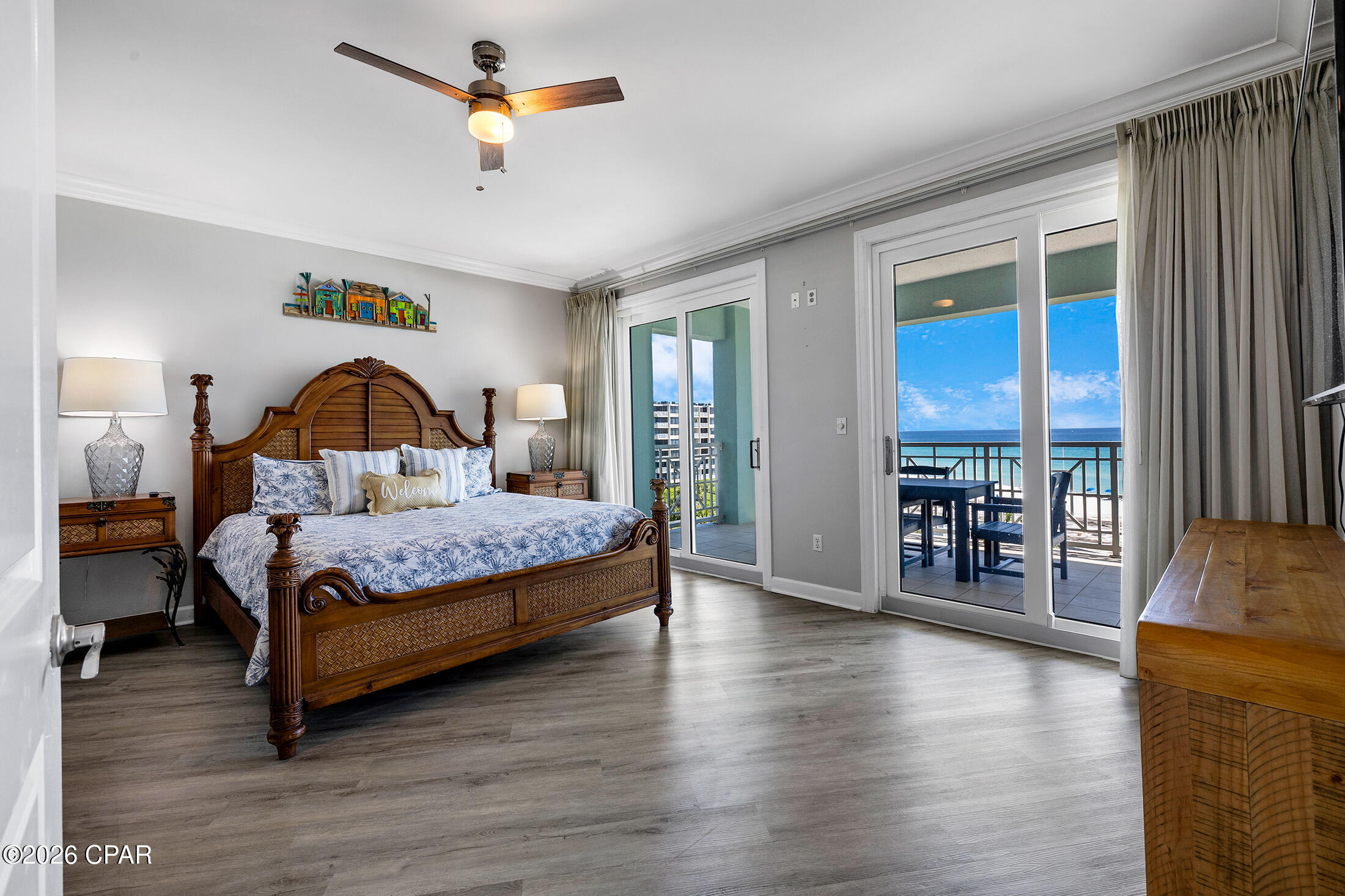 En Soleil Condo - Residential