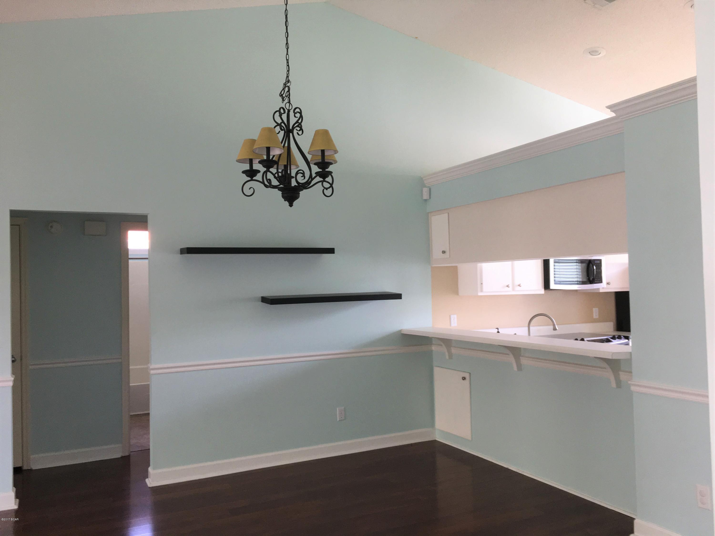 Bid-A-Wee North 1st Add - Residential