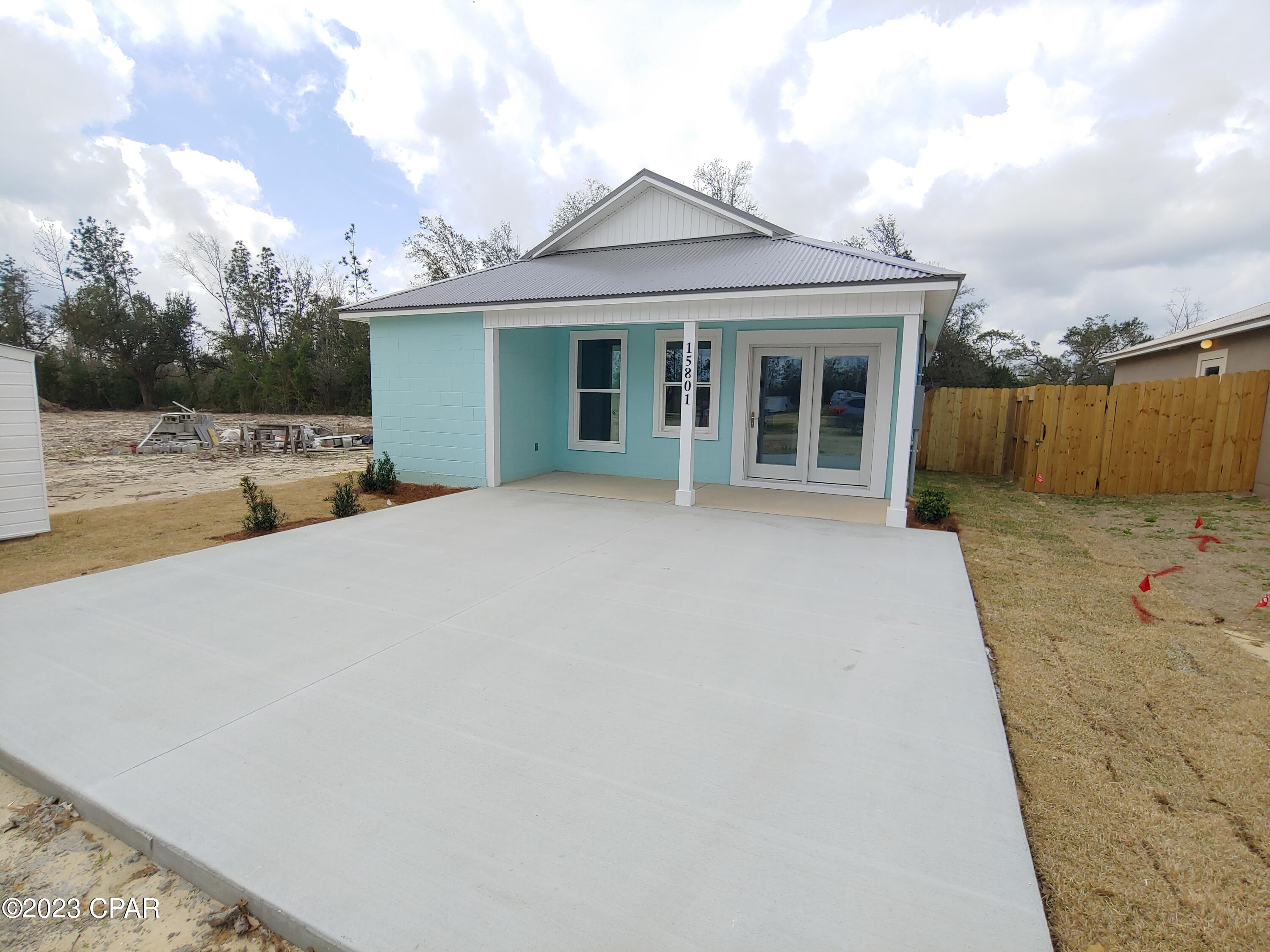 South Caravana Manor - Residential