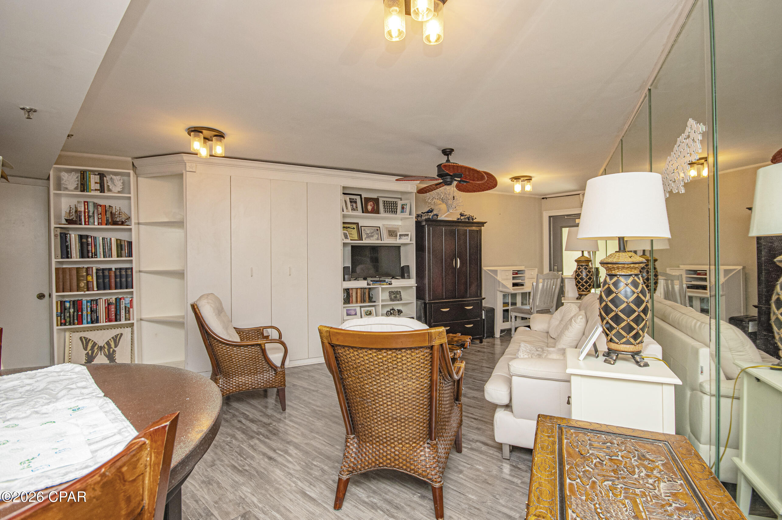 The Commodore - Residential