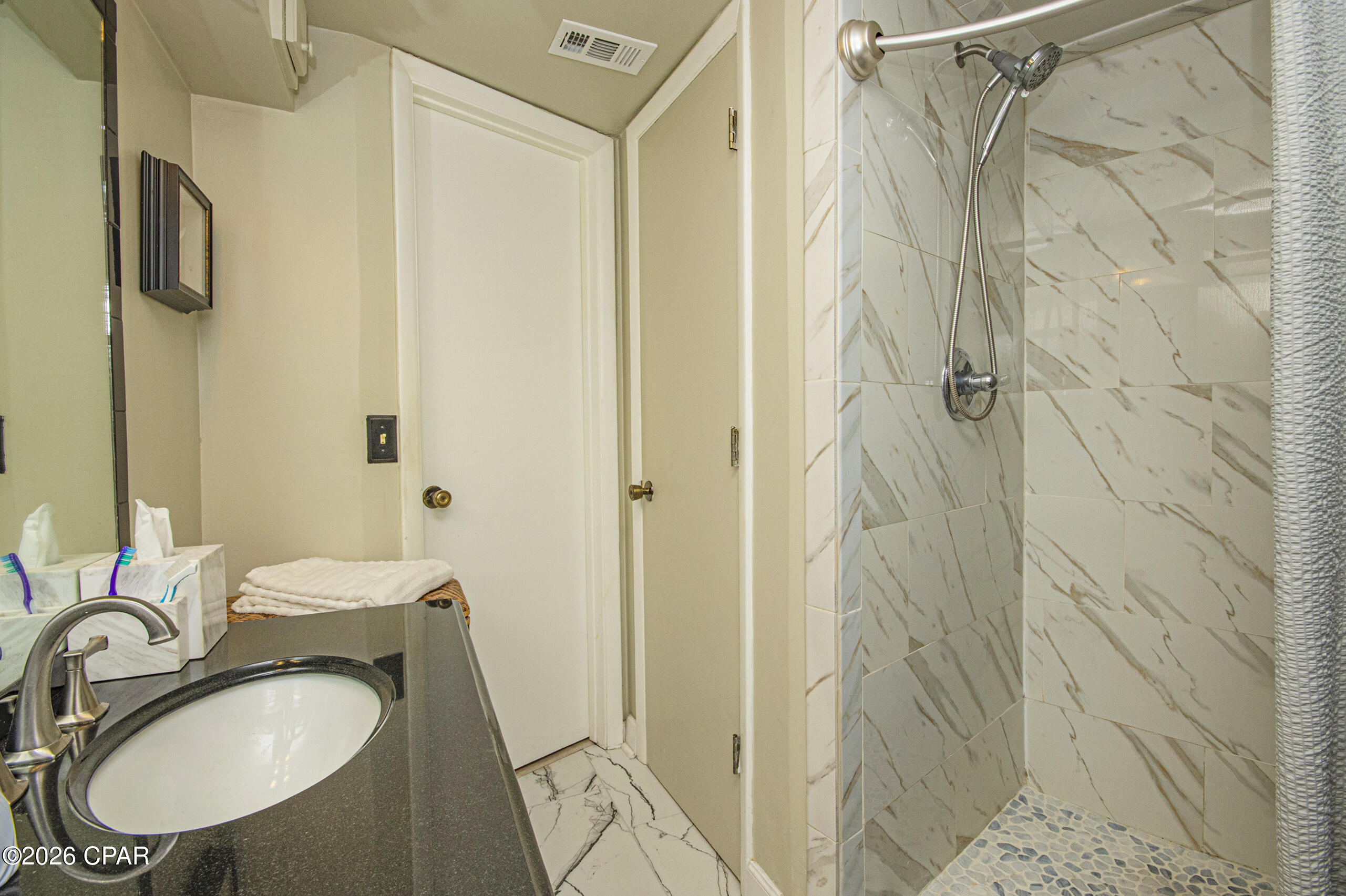 The Commodore - Residential