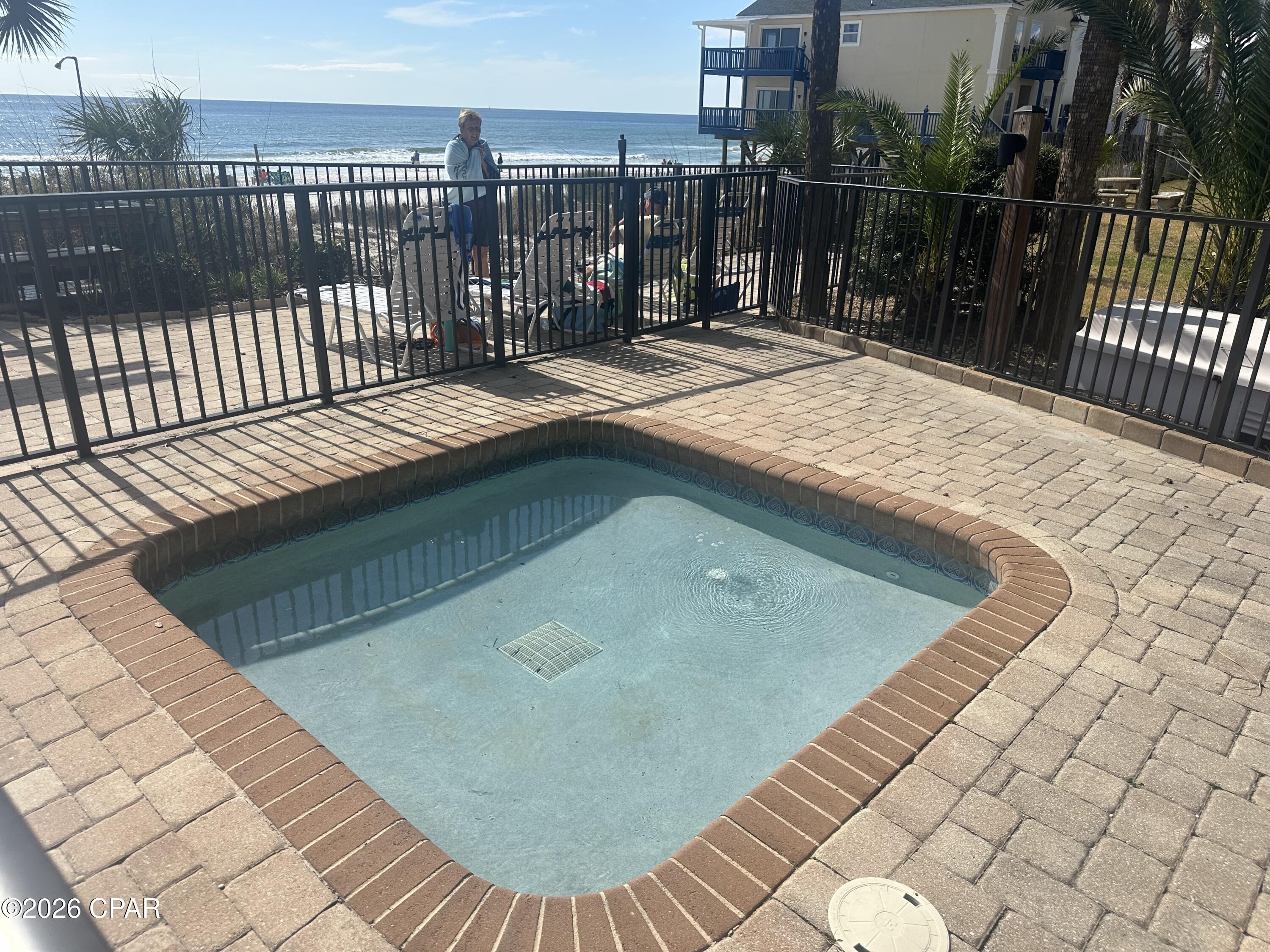 The Commodore - Residential