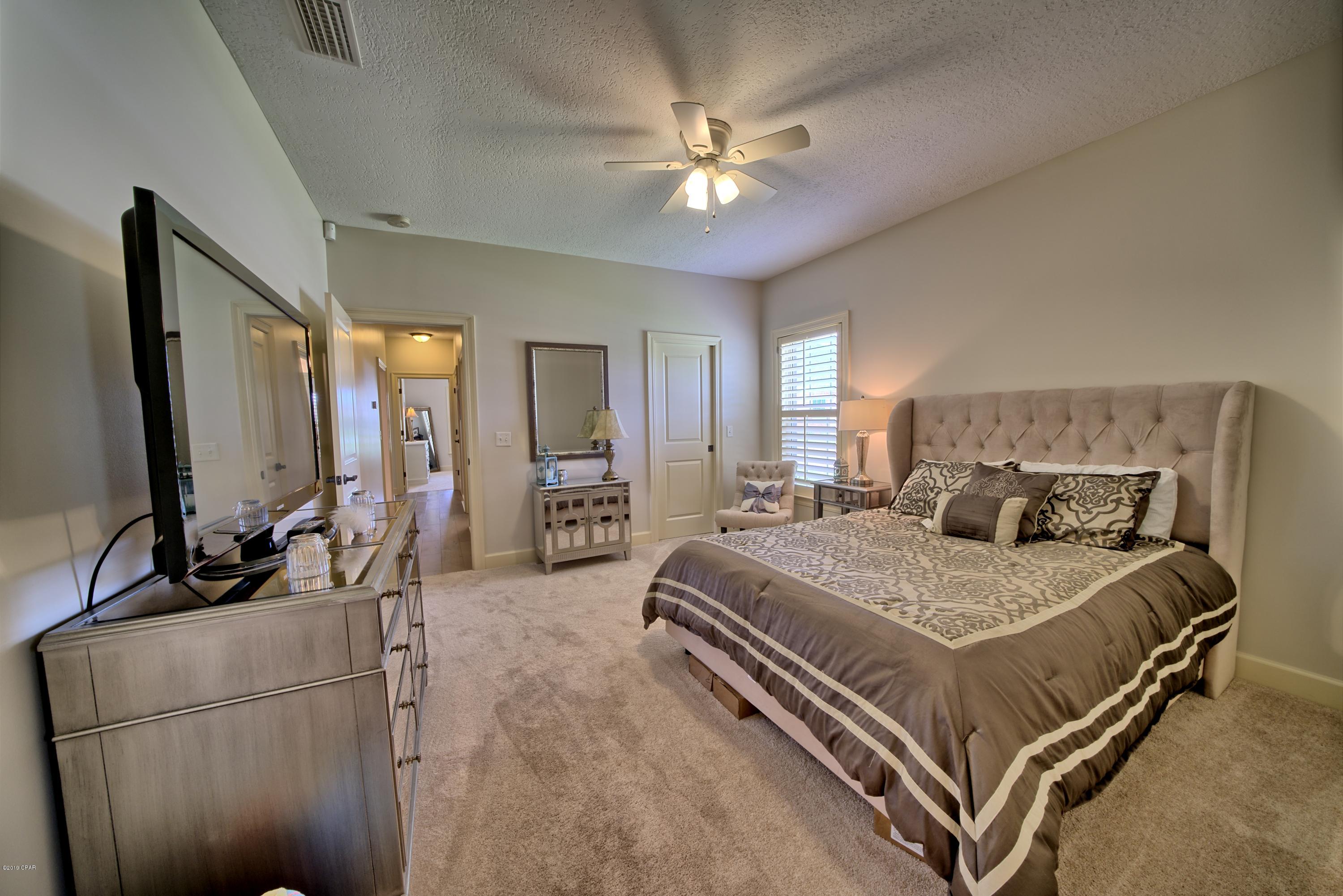 Hawks Landing - Residential