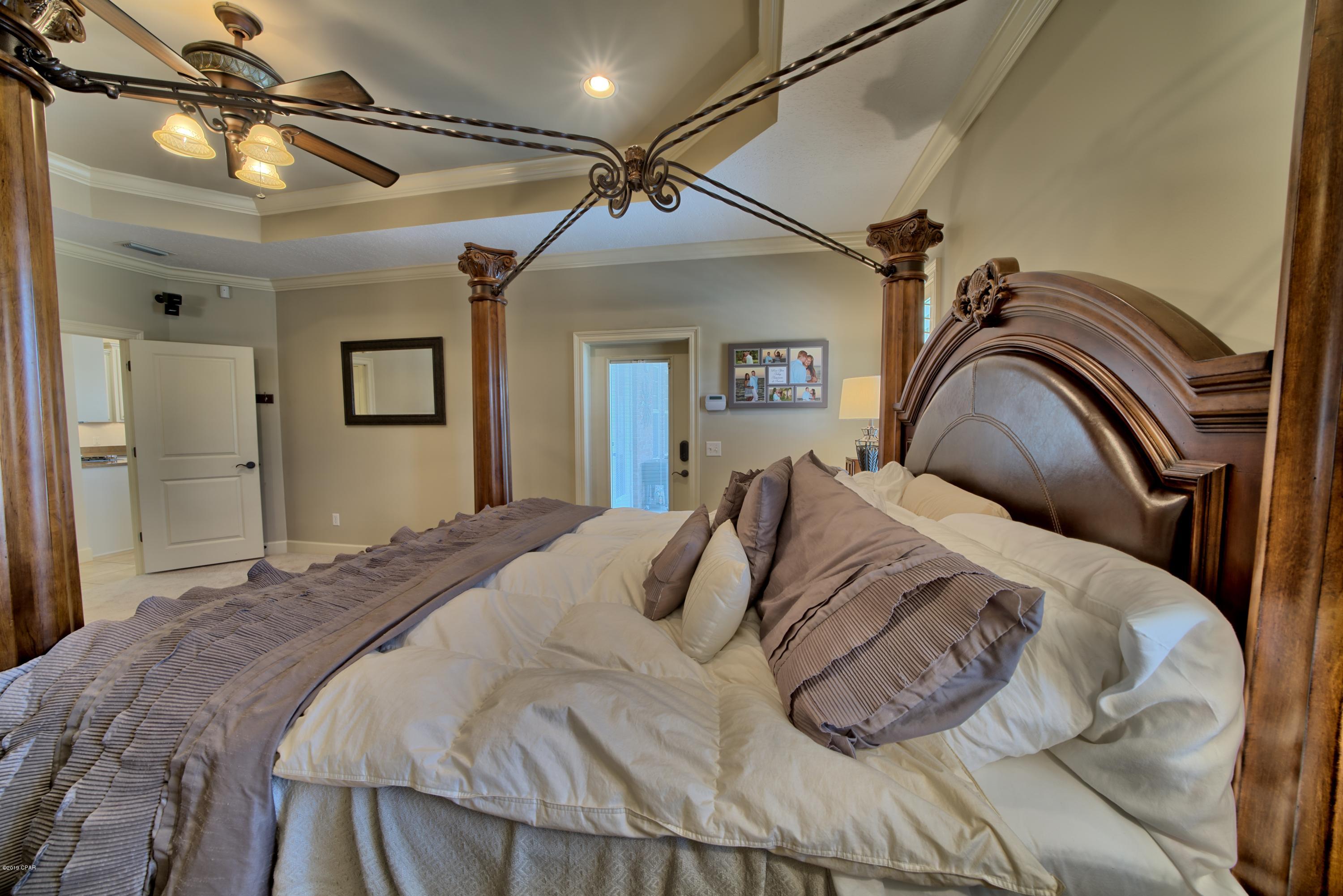 Hawks Landing - Residential