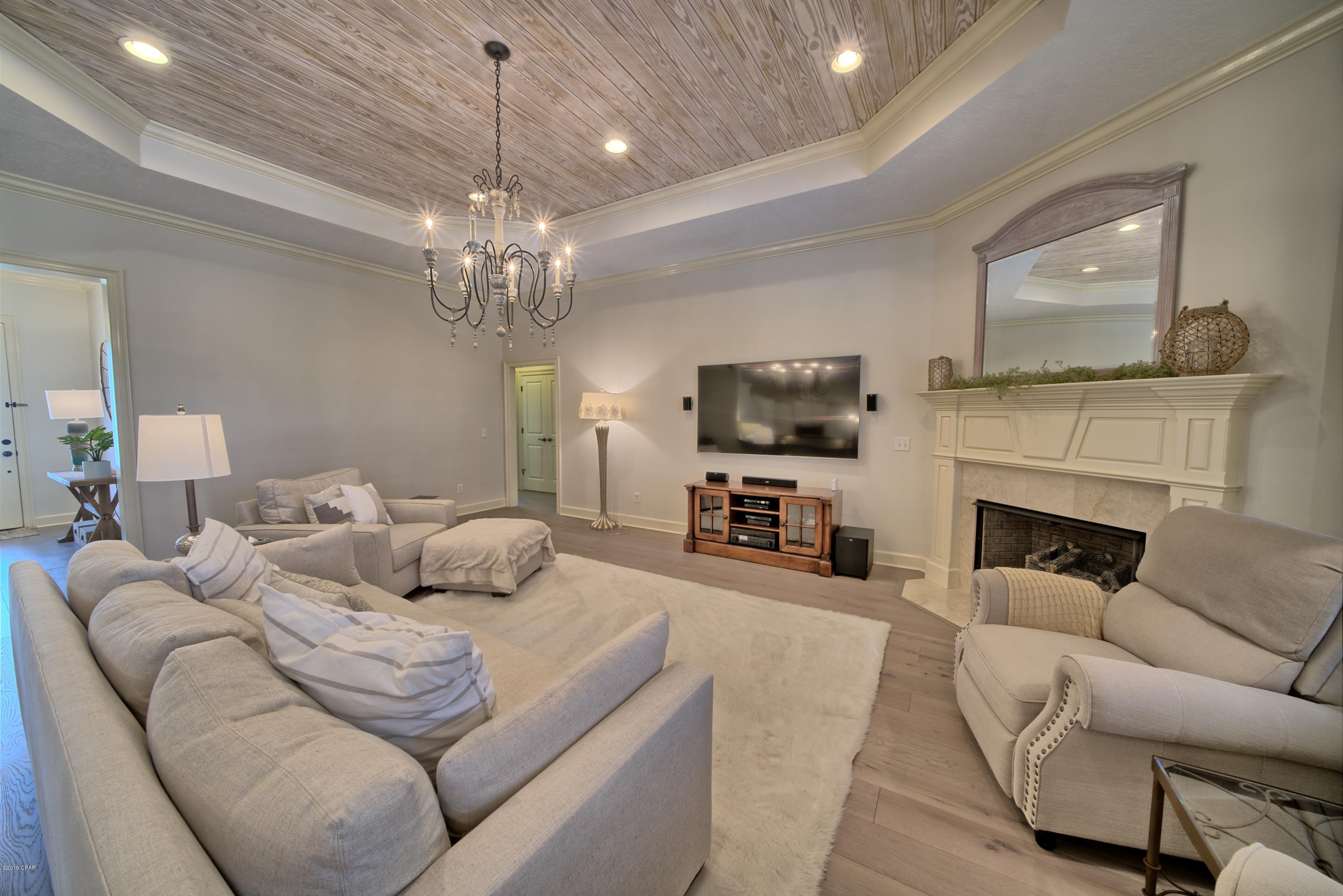 Hawks Landing - Residential