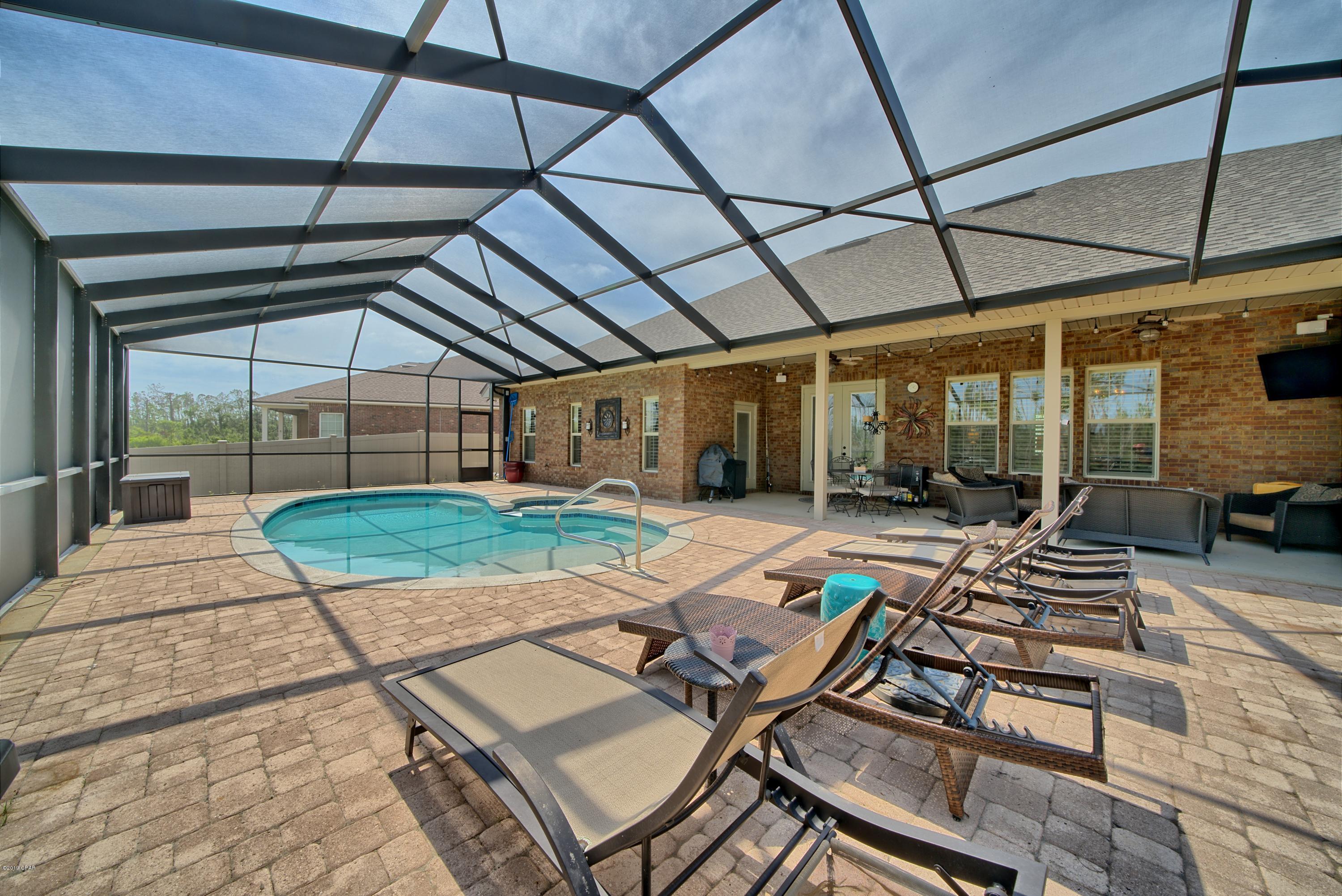 Hawks Landing - Residential