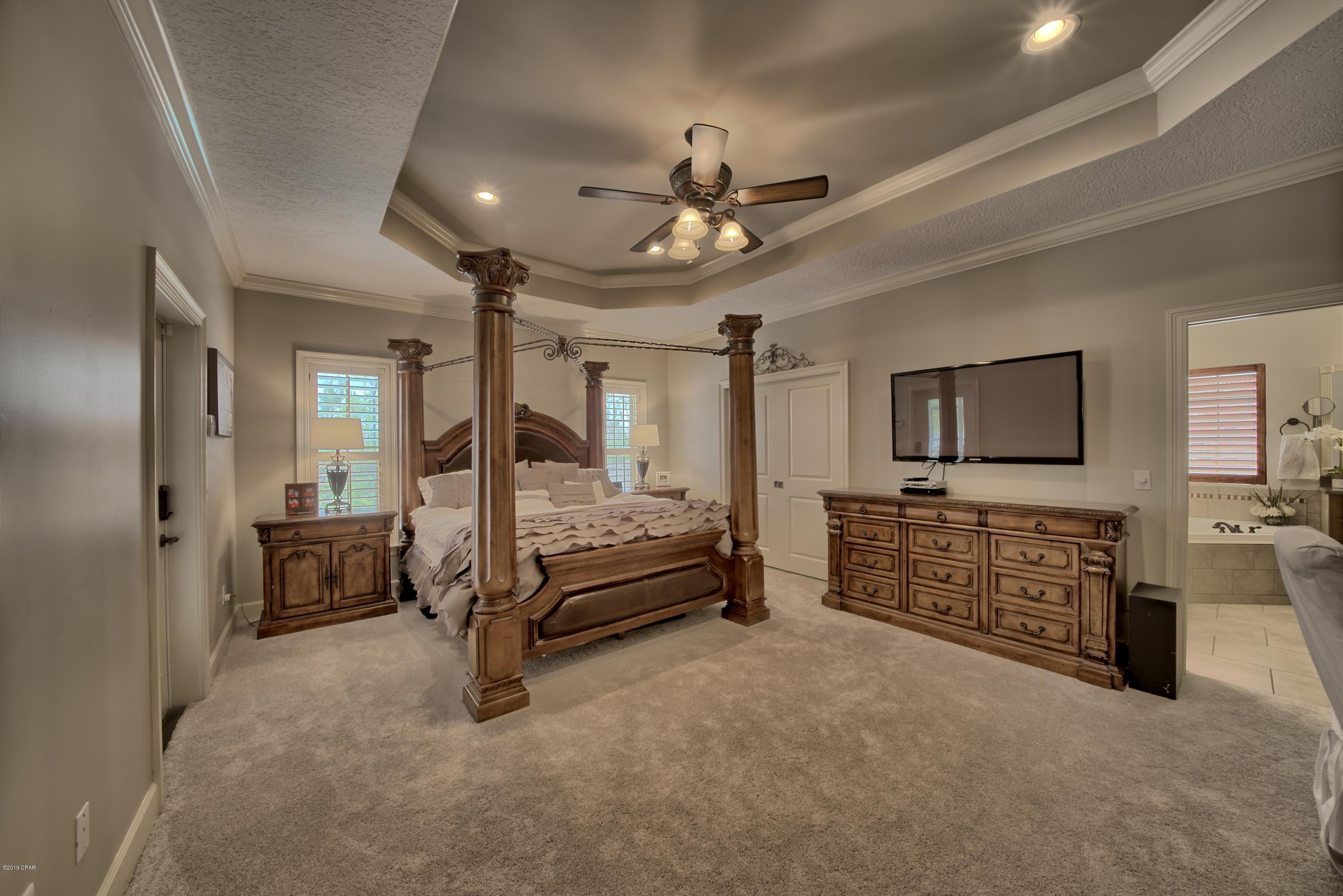 Hawks Landing - Residential