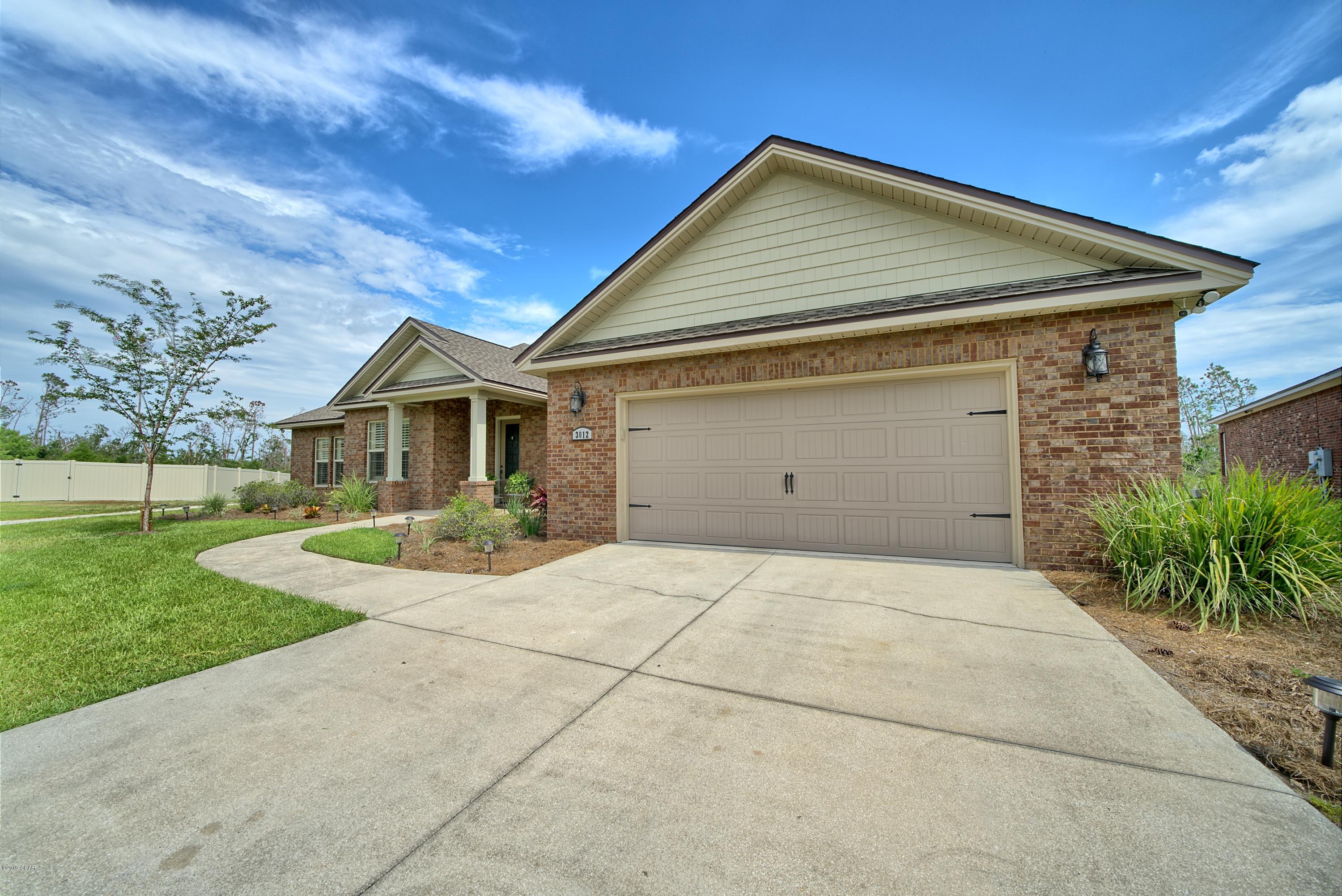 Hawks Landing - Residential