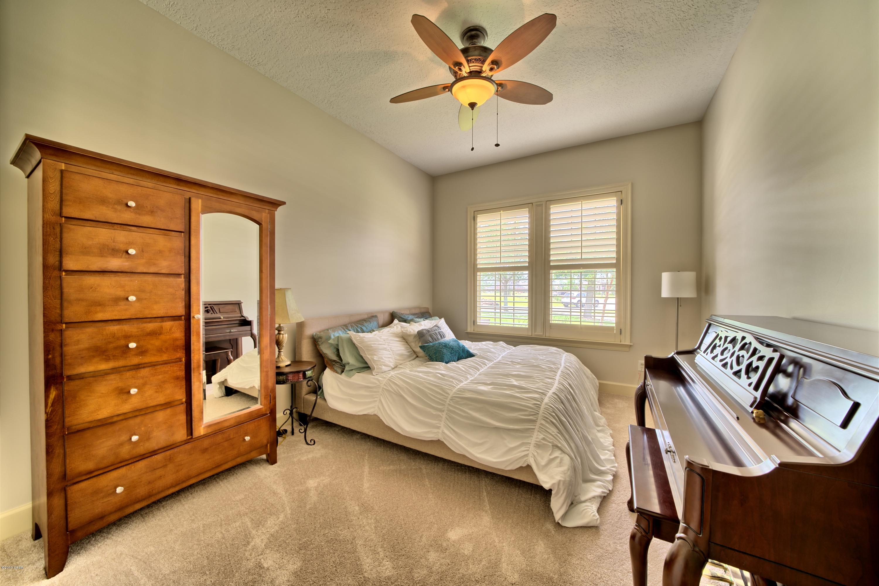 Hawks Landing - Residential