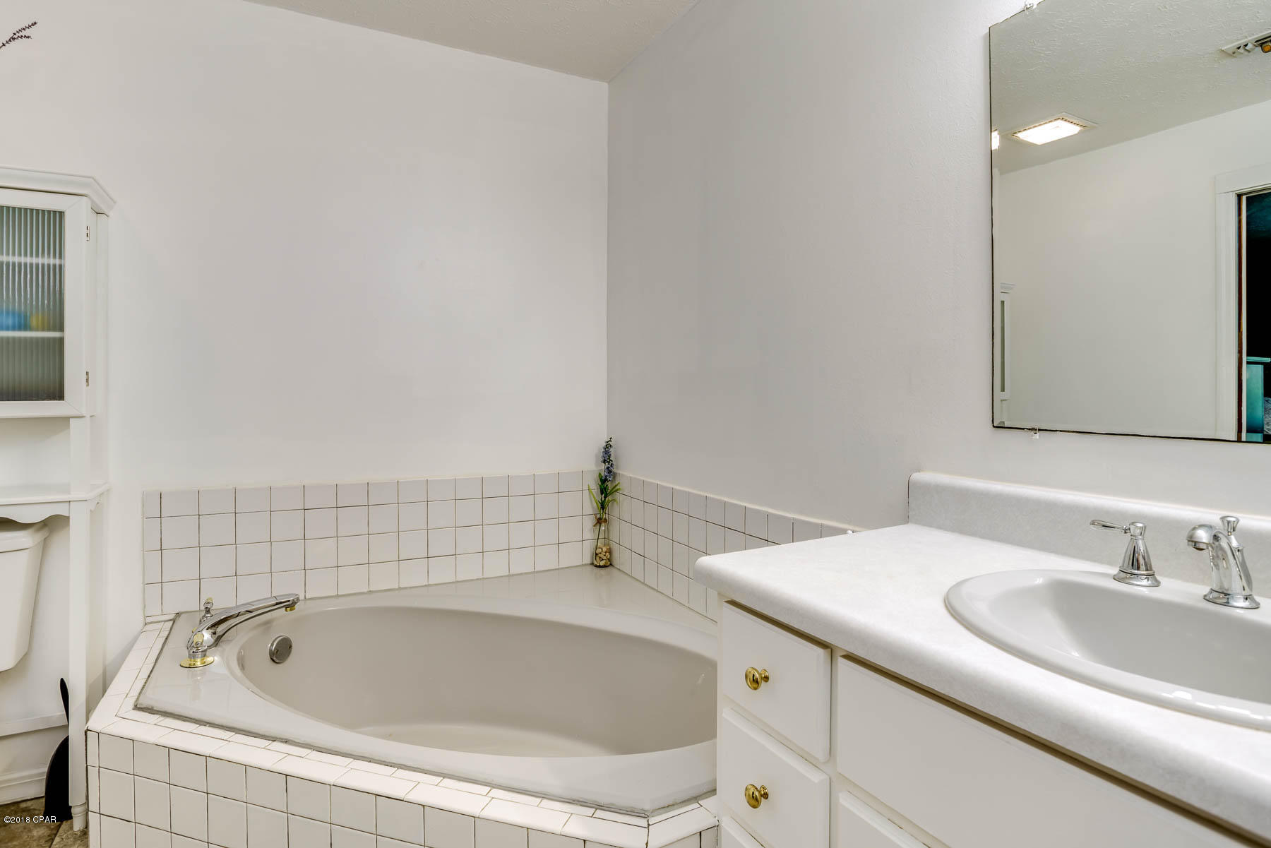 Lake Forest Estates - Residential