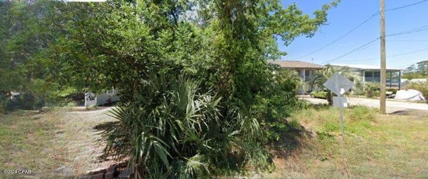 Rare opportunity! Assignment of contract for a spacious lot steps from the Gulf Coast. Ideal for building your dream beach retreat. Close to attractions and amenities.