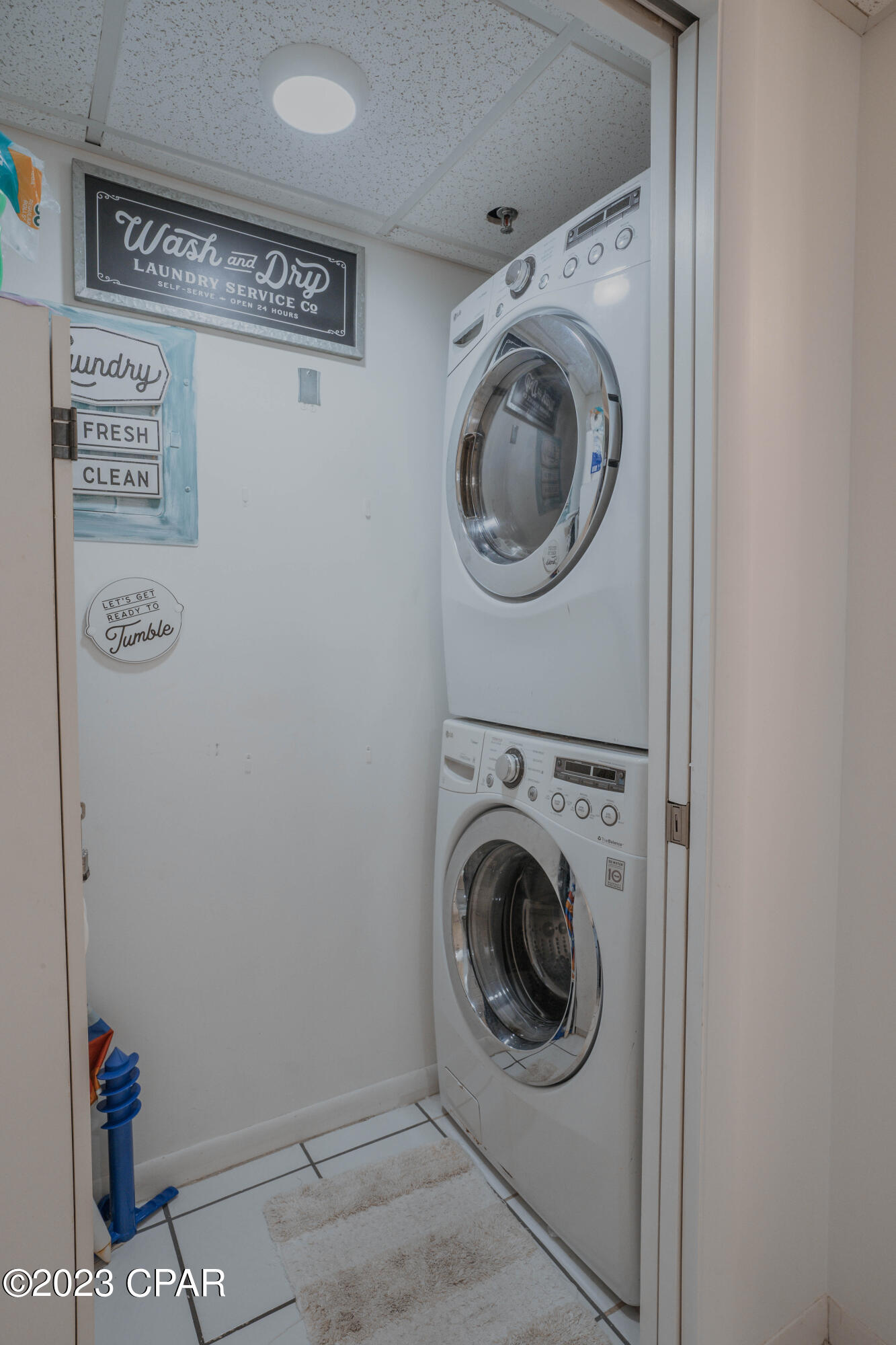 Long Beach Towers I - Residential