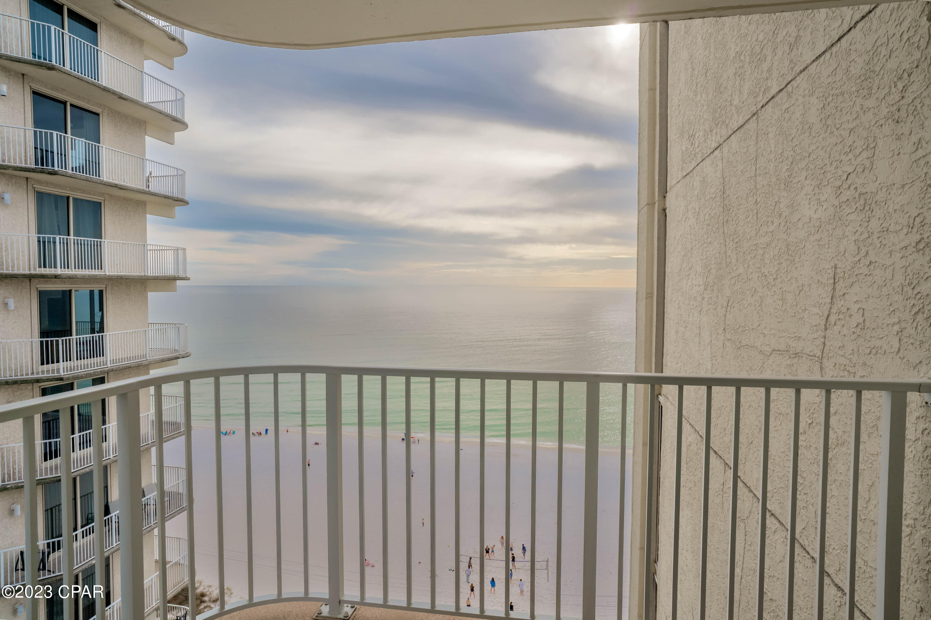 Long Beach Towers I - Residential