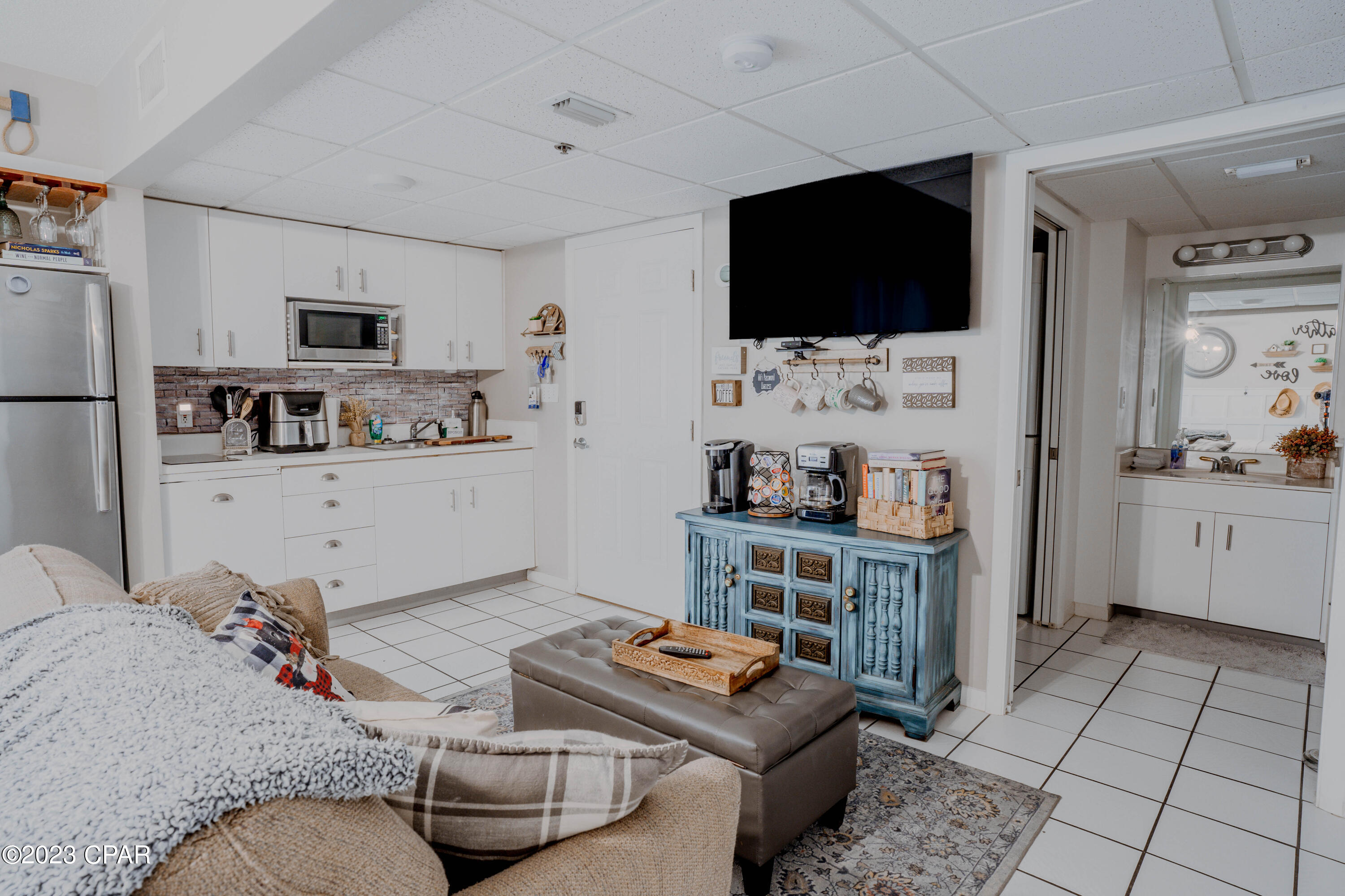 Long Beach Towers I - Residential