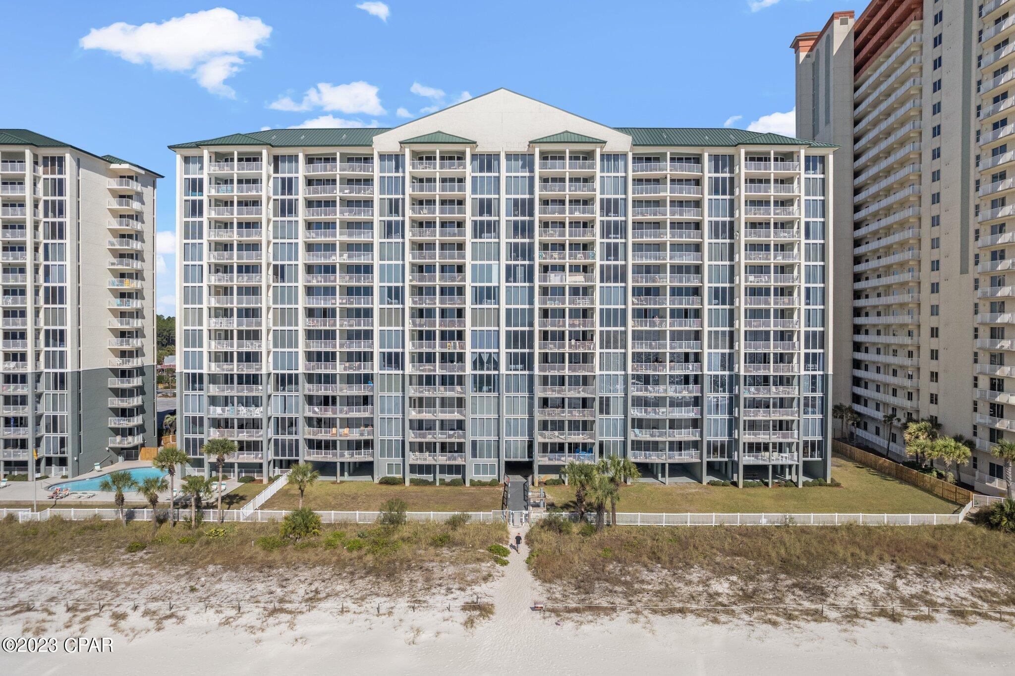 Long Beach Towers I - Residential