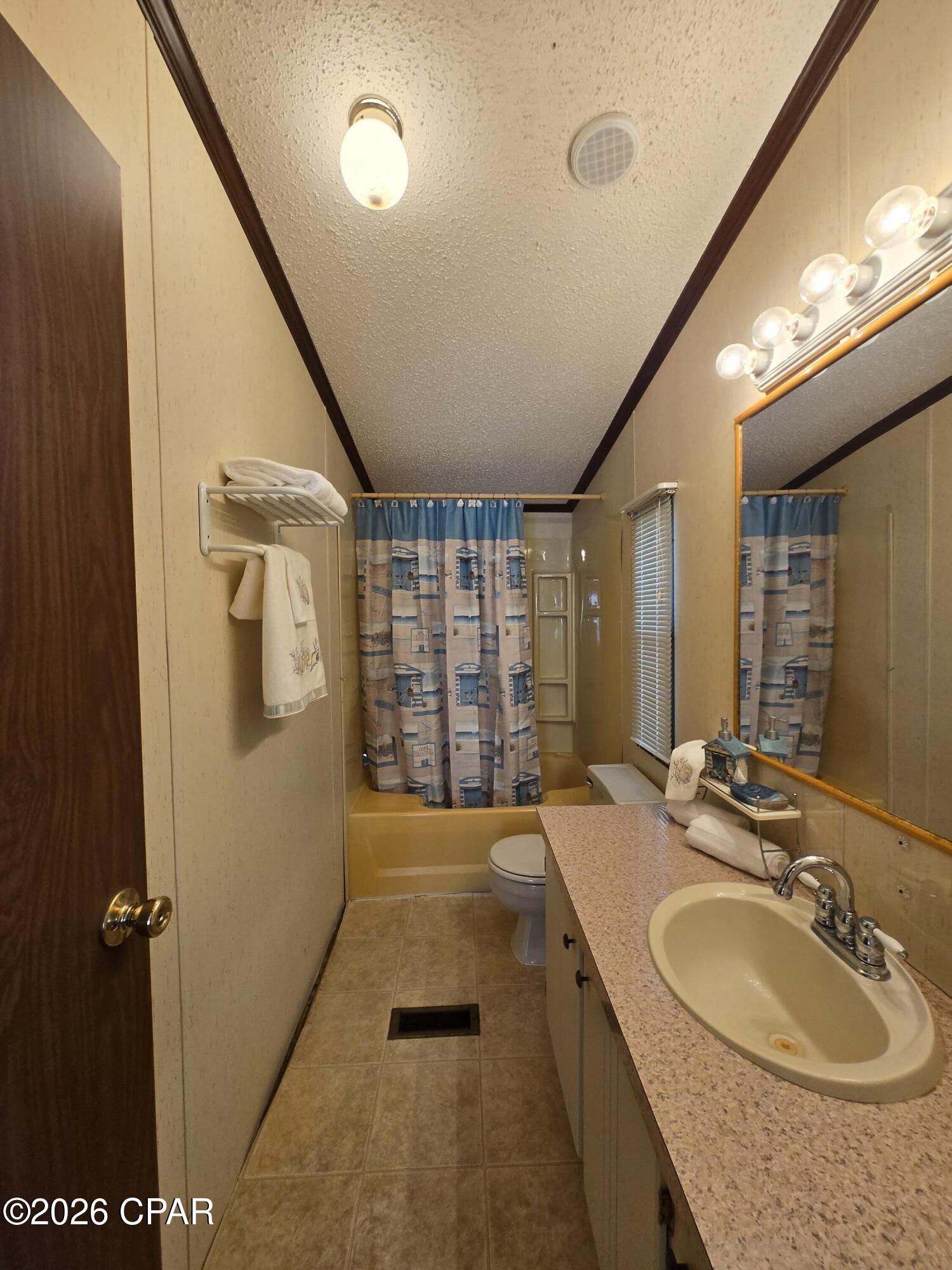 Laguna Beach 6th Add - Residential