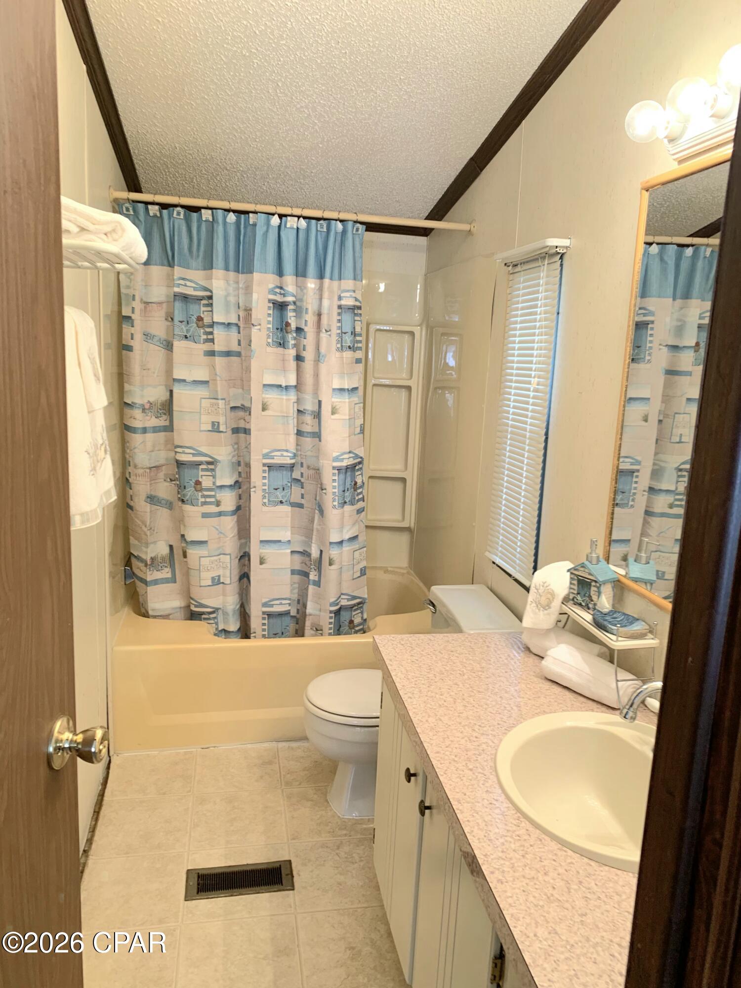 Laguna Beach 6th Add - Residential