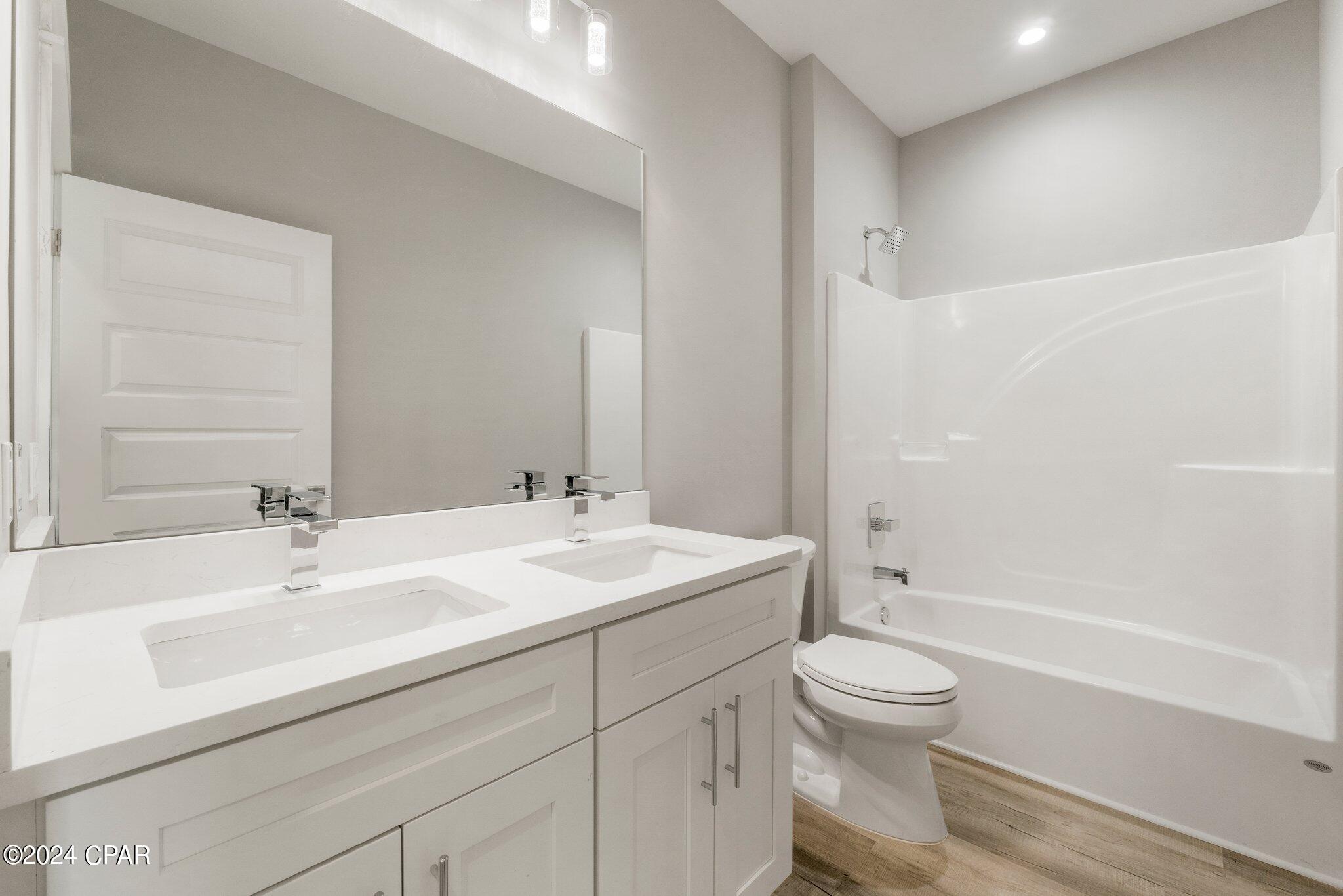 Miramar Beach 1st - Residential