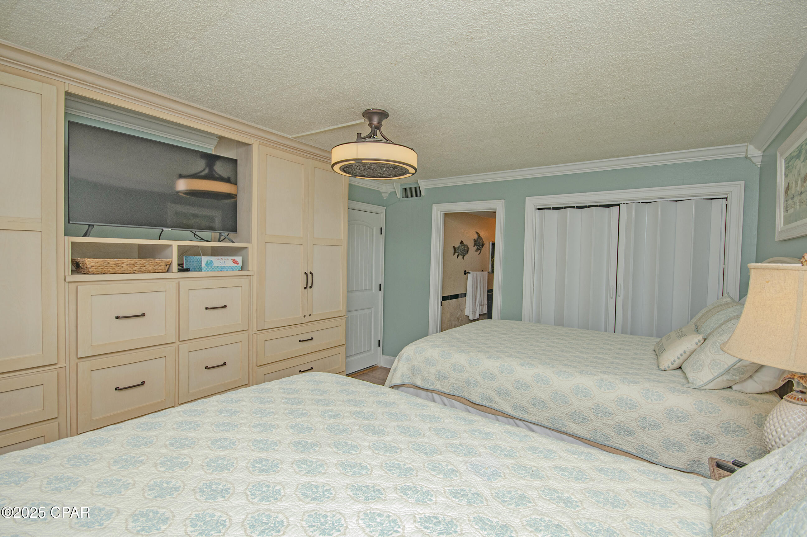 Mariner West Condo - Residential