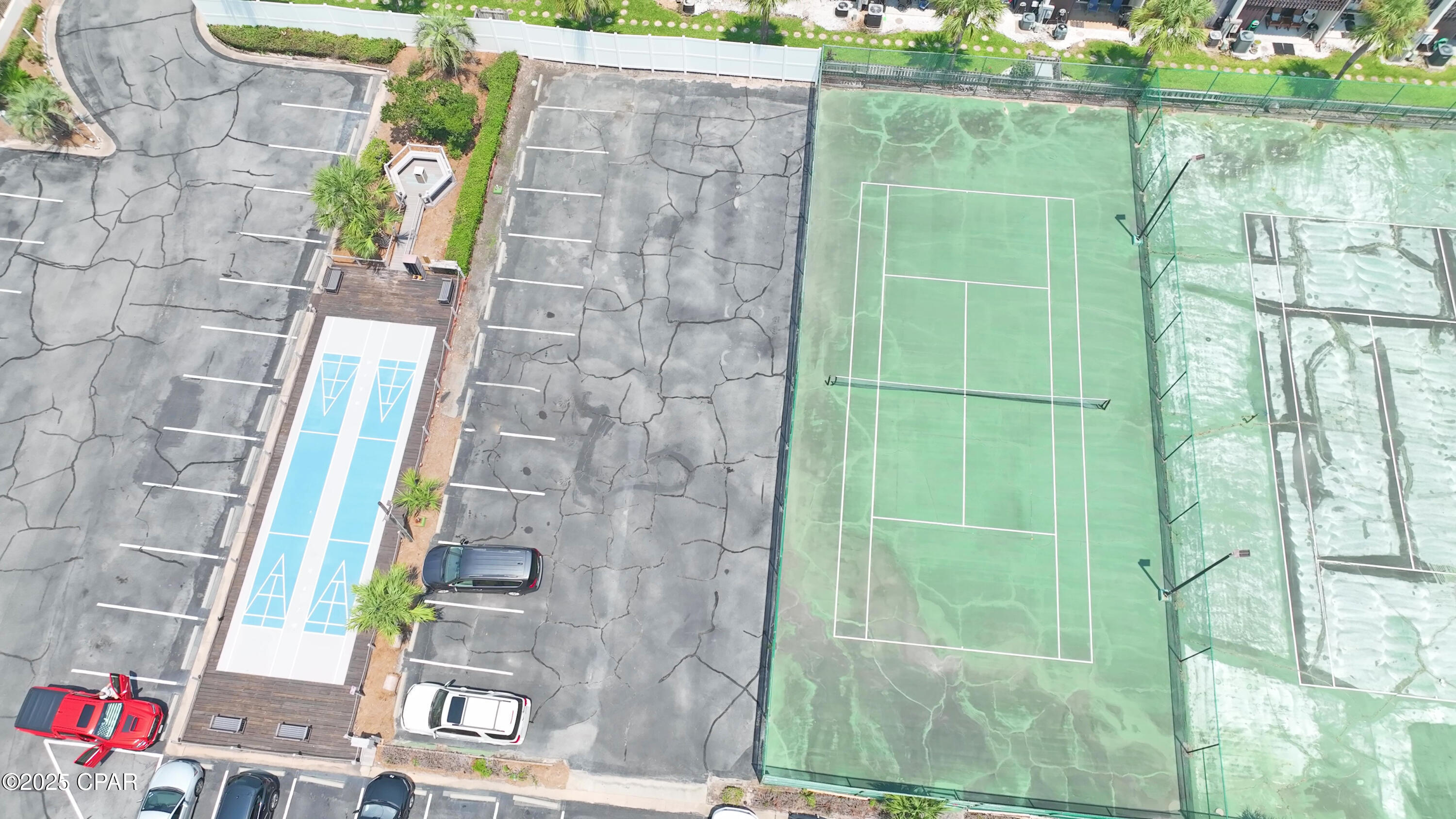 Mariner West Condo - Residential