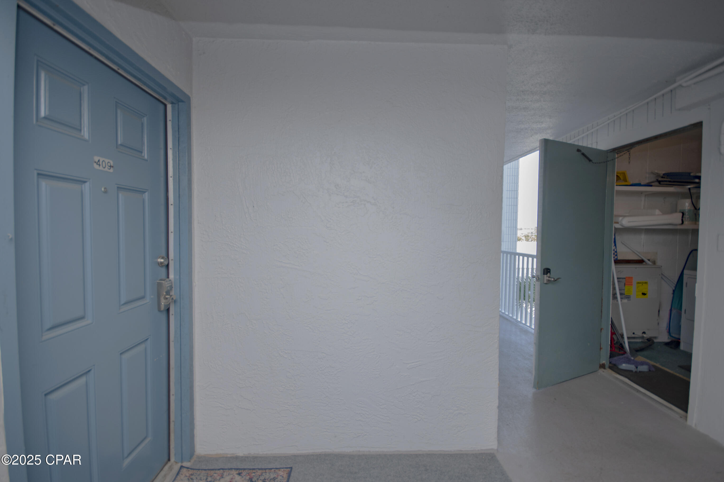 Mariner West Condo - Residential