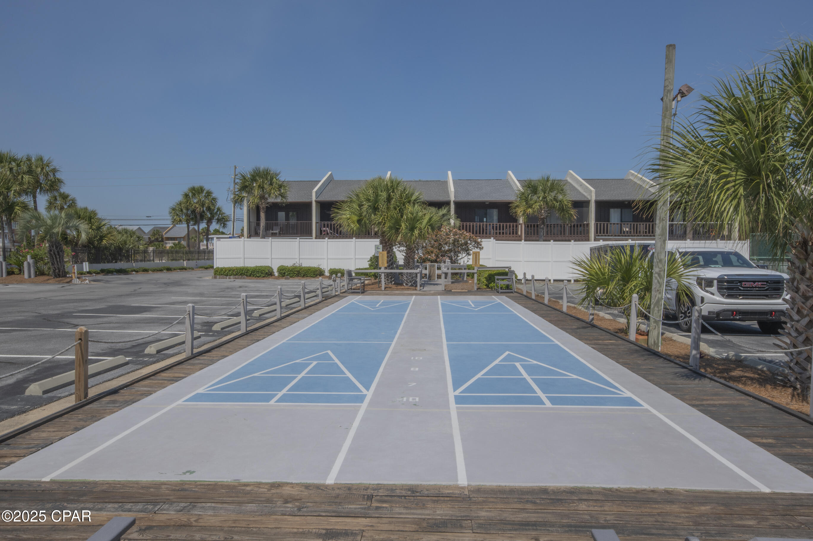 Mariner West Condo - Residential