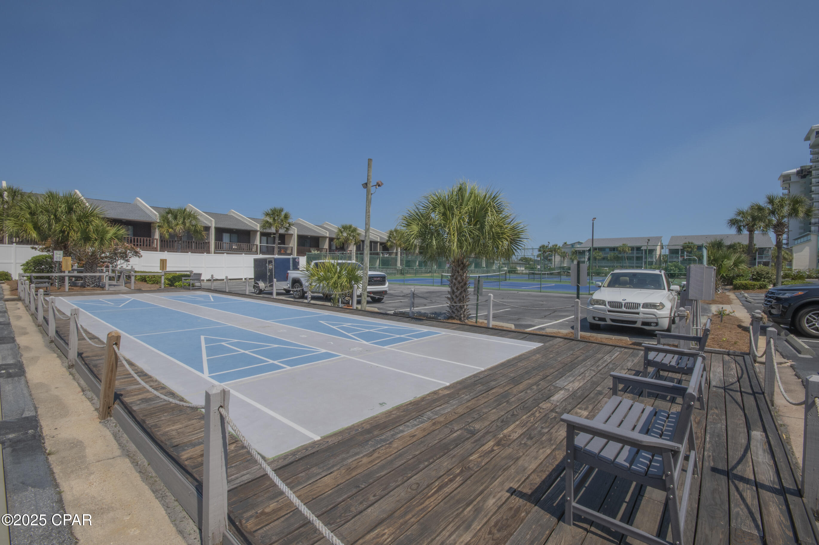 Mariner West Condo - Residential