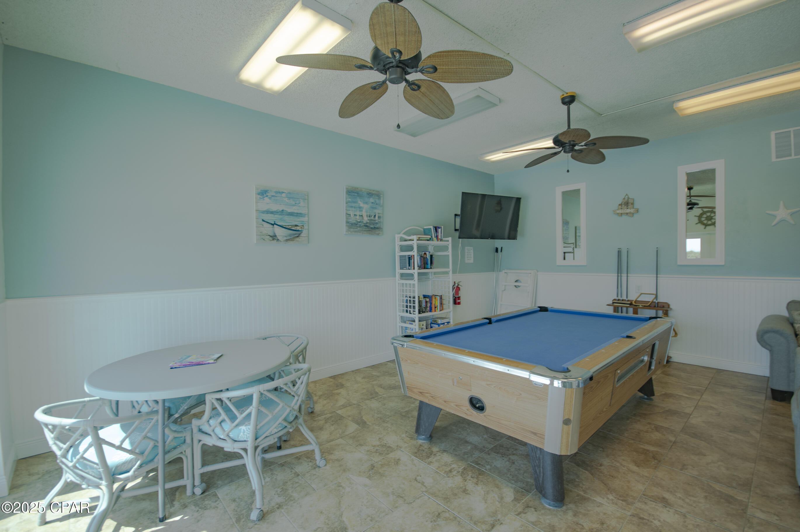 Mariner West Condo - Residential