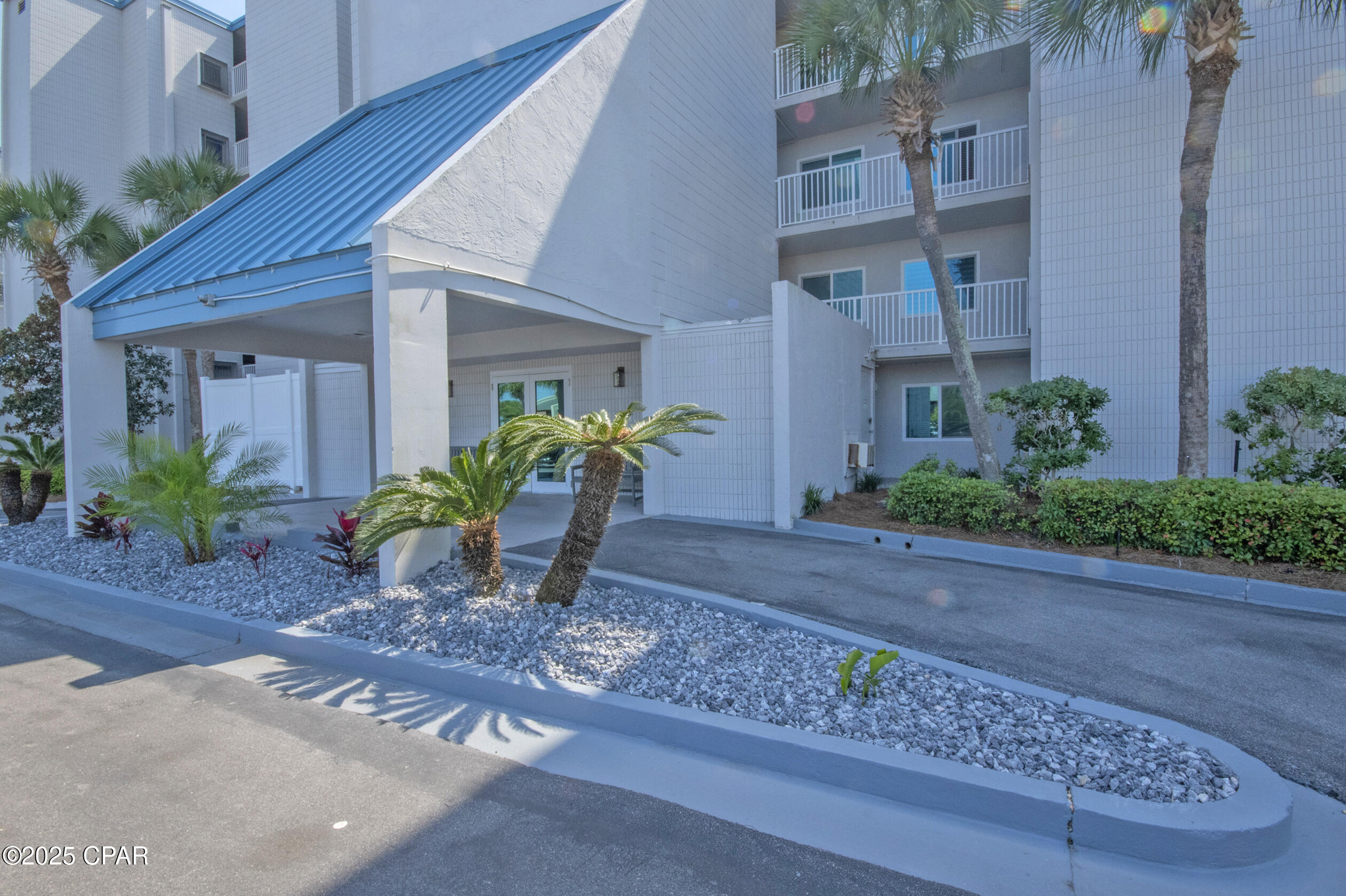 Mariner West Condo - Residential