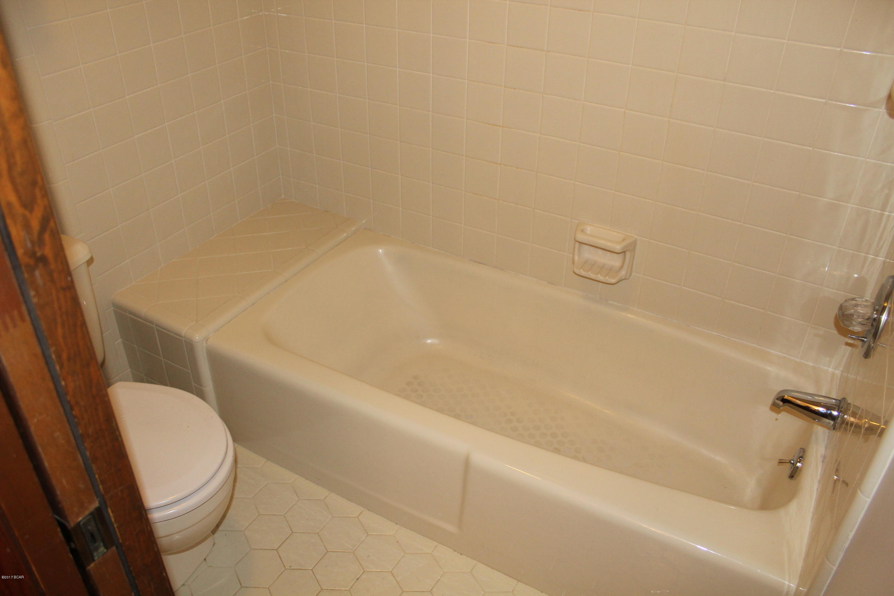 Holiday Beach Unit 5 - Residential Lease