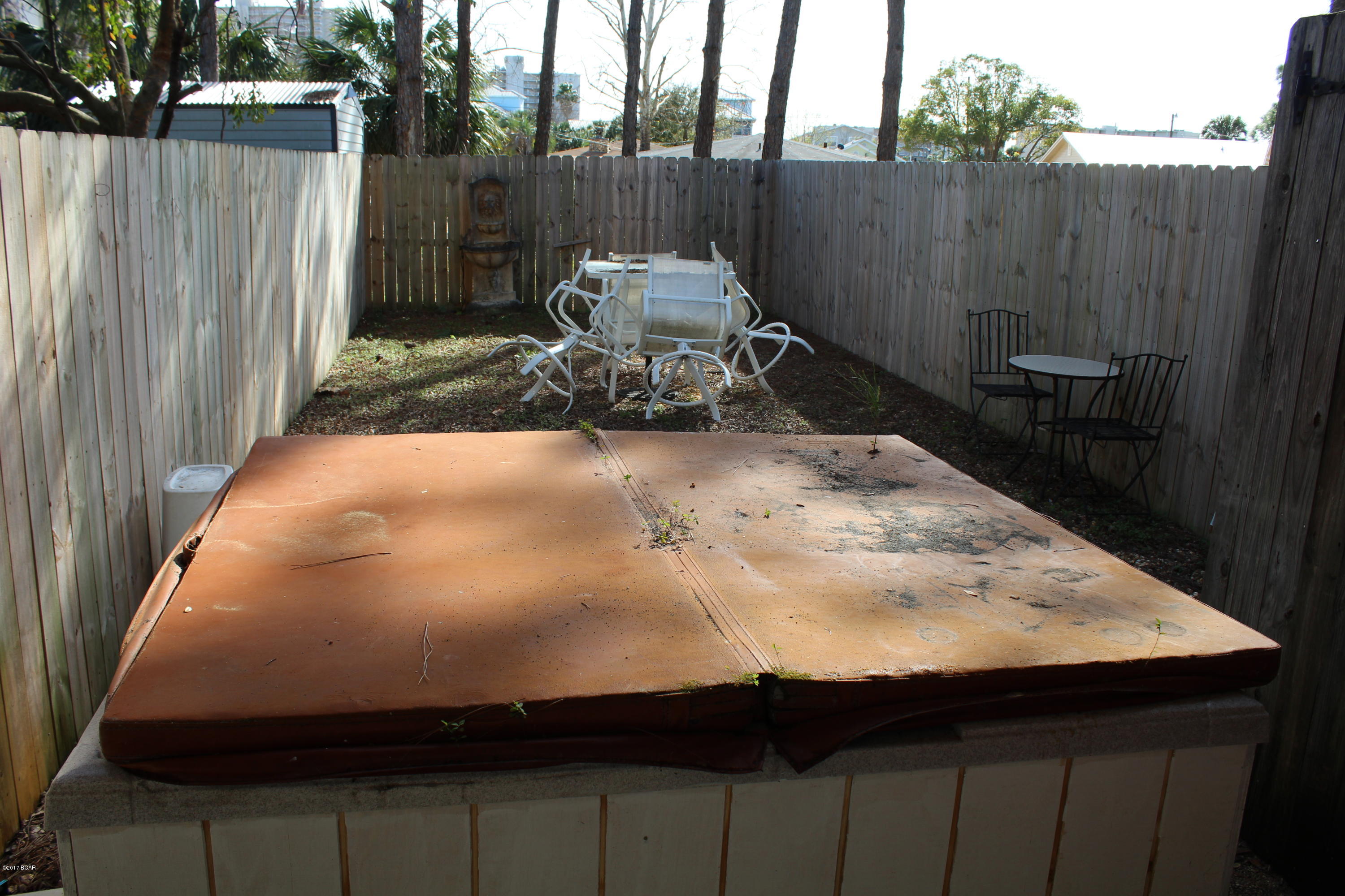 Holiday Beach Unit 5 - Residential Lease