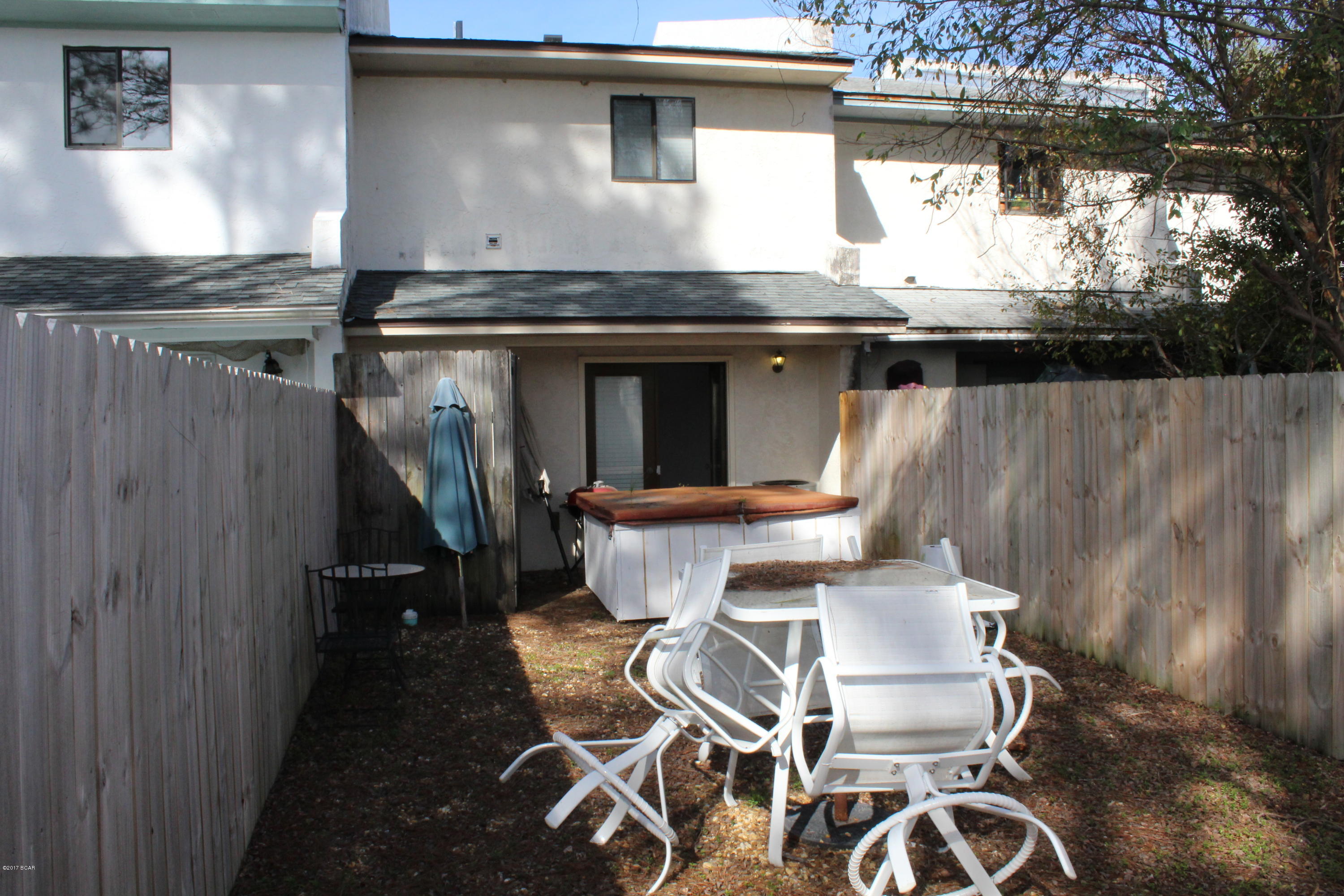 Holiday Beach Unit 5 - Residential Lease