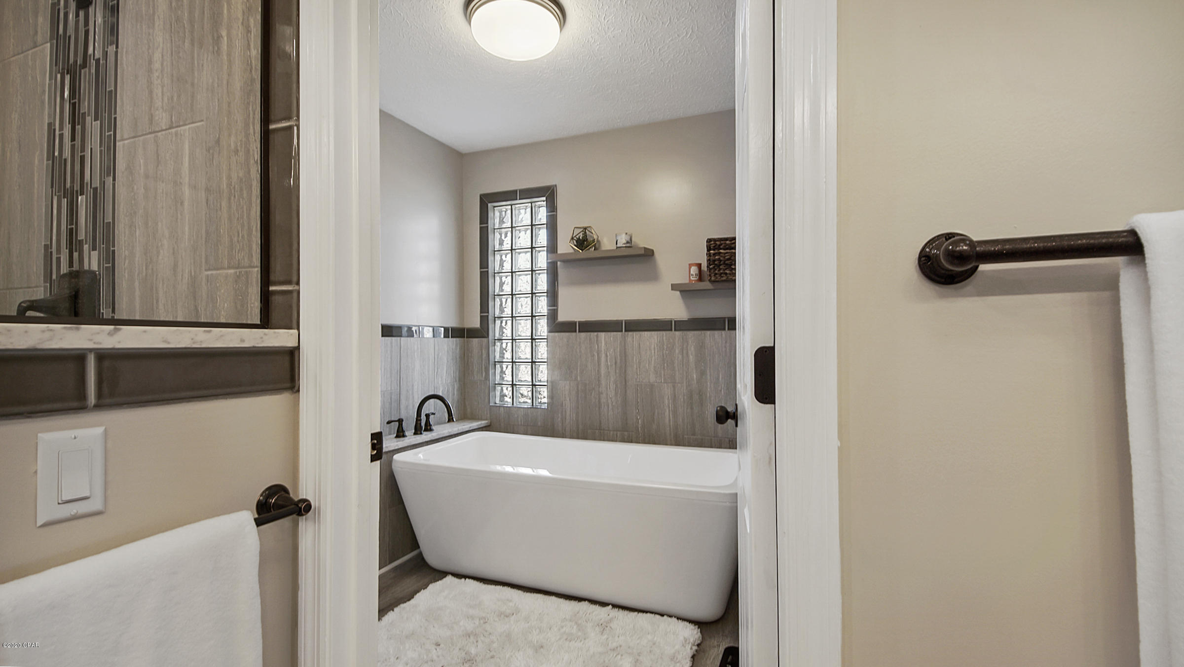 Country Club Harbour Estates - Residential