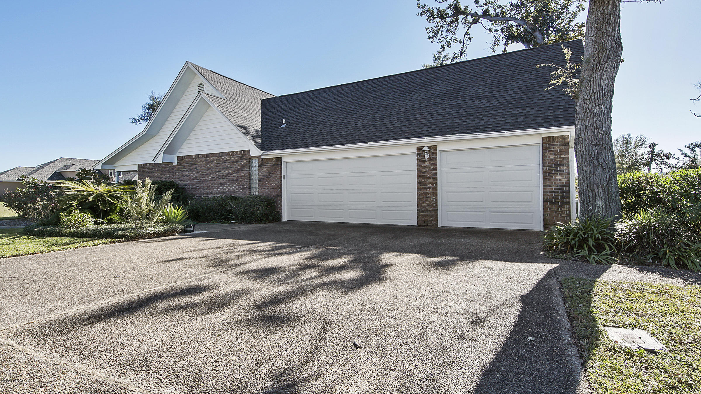 Country Club Harbour Estates - Residential