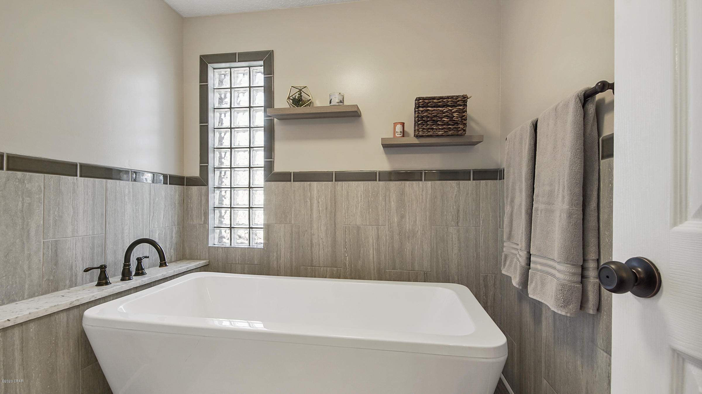 Country Club Harbour Estates - Residential