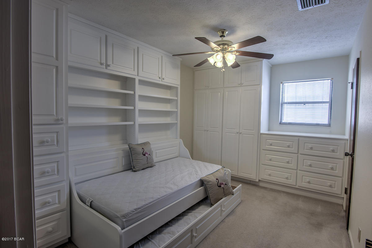 Bid-A-Wee Beach 1st Add - Residential