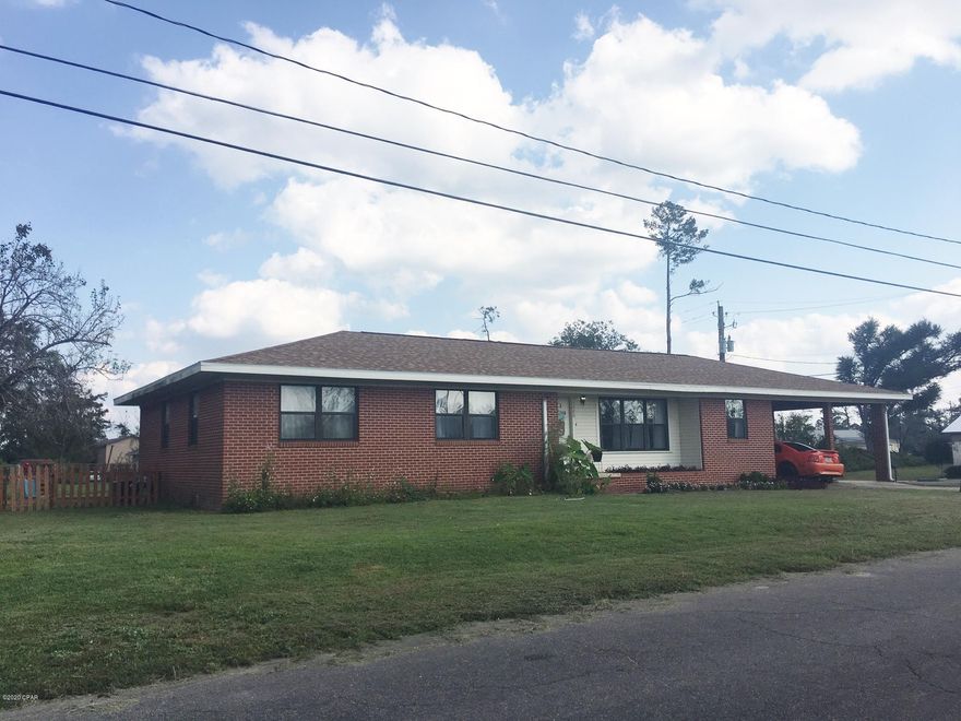 Check this out 3 or 4 BR/2 bath, 2124 h/c sq ft. NEW AC/HEAT PUMP, NEW SHINGLE ROOF, NEW CARPET, NEW INTERIOR PAINT, NEW KITCHEN COUNTER TOPS, NEW STOVE AND DISHWASHER, NEW CEILING FANS, NEW GAS HOT WATER HEATER AND MORE! The home has a bonus room with a closet so could be 4th bedroom, office or bonus room. This home also has refinished original oak hardwood floors in some rooms. Located within walking distance of Hospital, nursing home, Chipola College and shopping. Great family home and ready to move into.