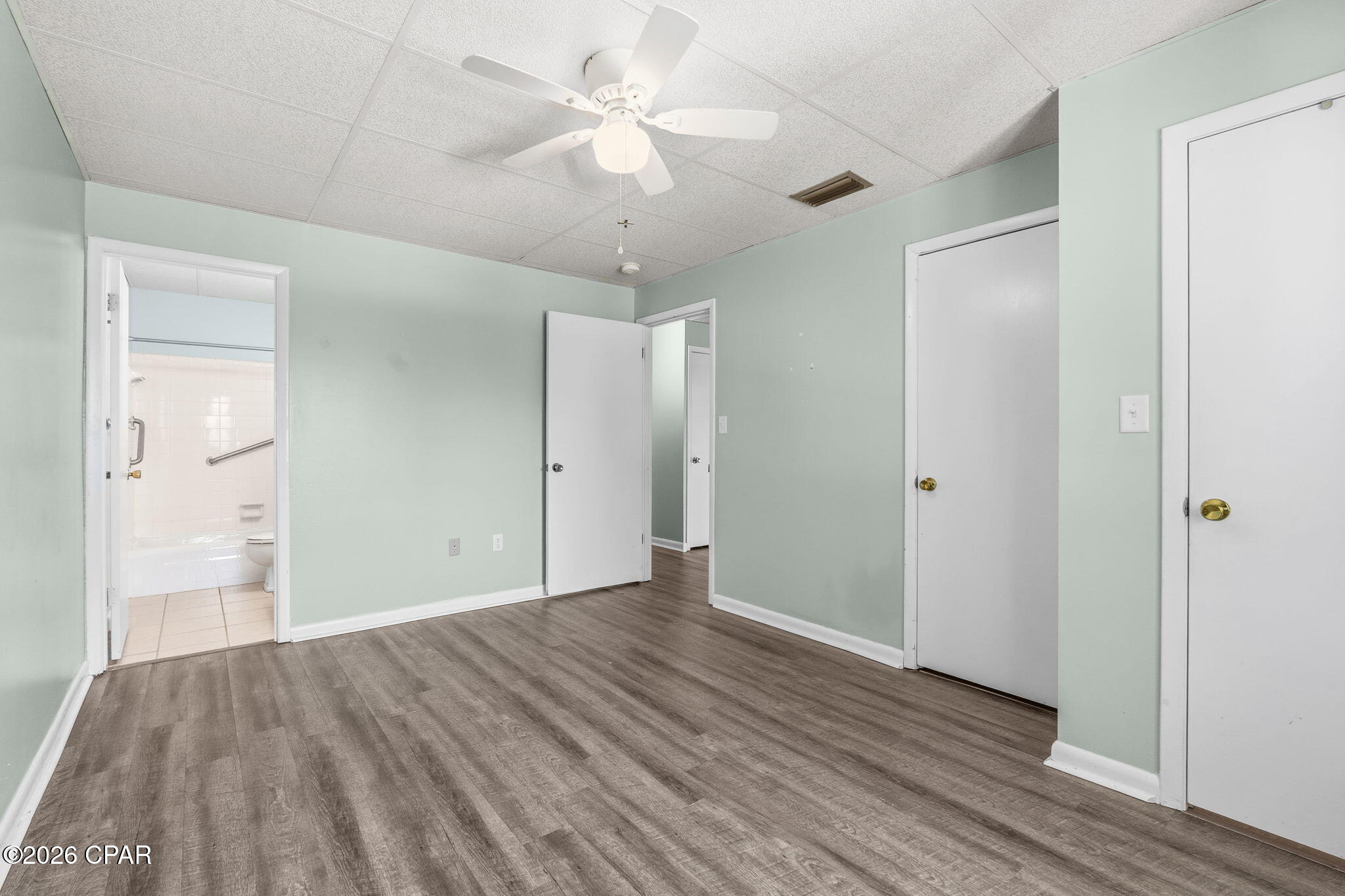Bay Club Condo Ph 2 - Residential Lease