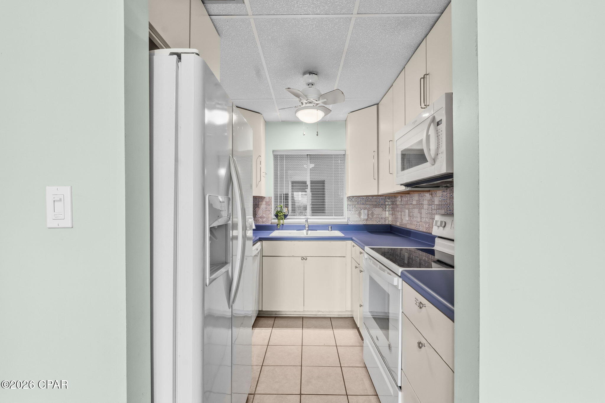 Bay Club Condo Ph 2 - Residential Lease