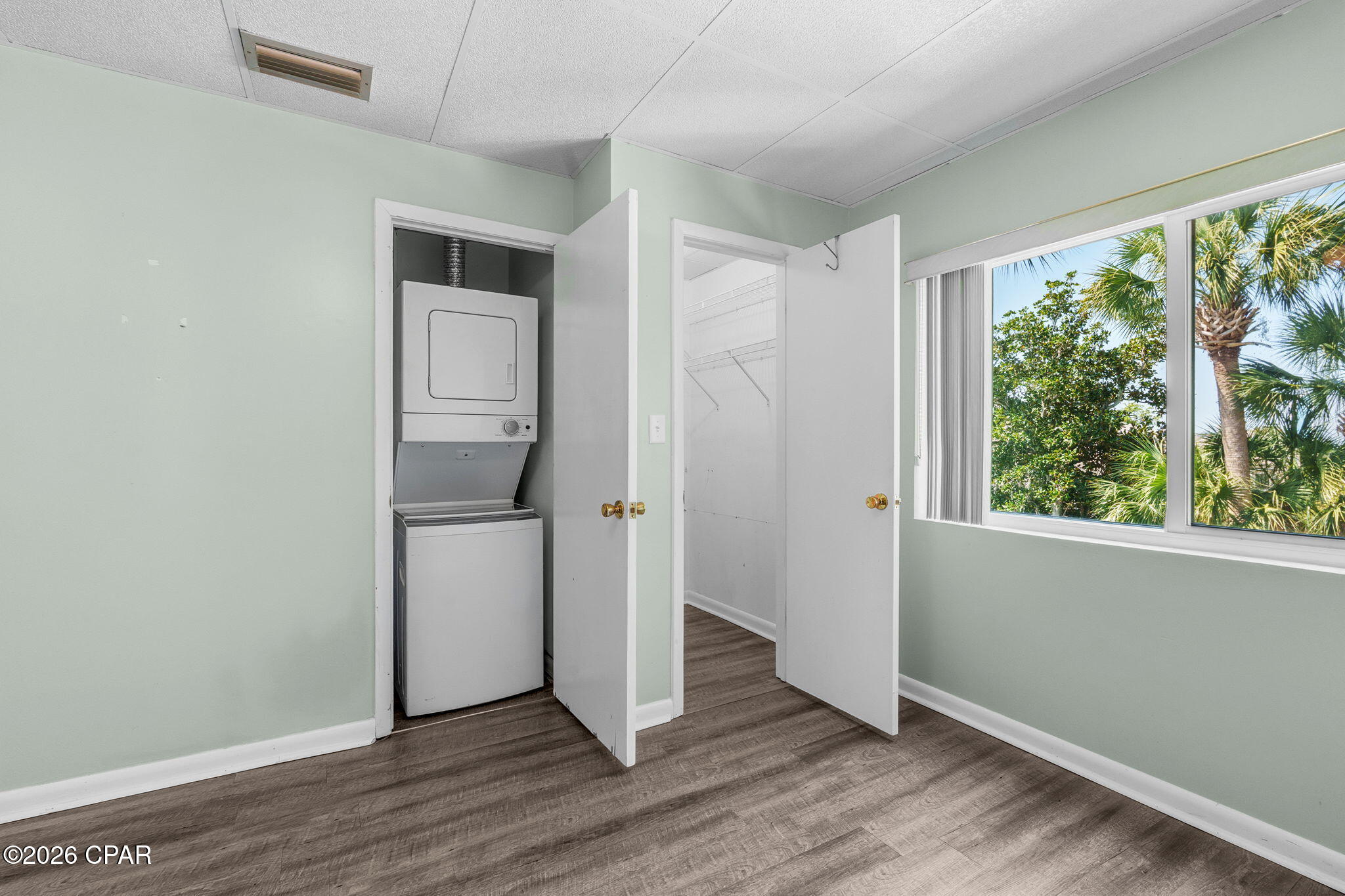 Bay Club Condo Ph 2 - Residential Lease