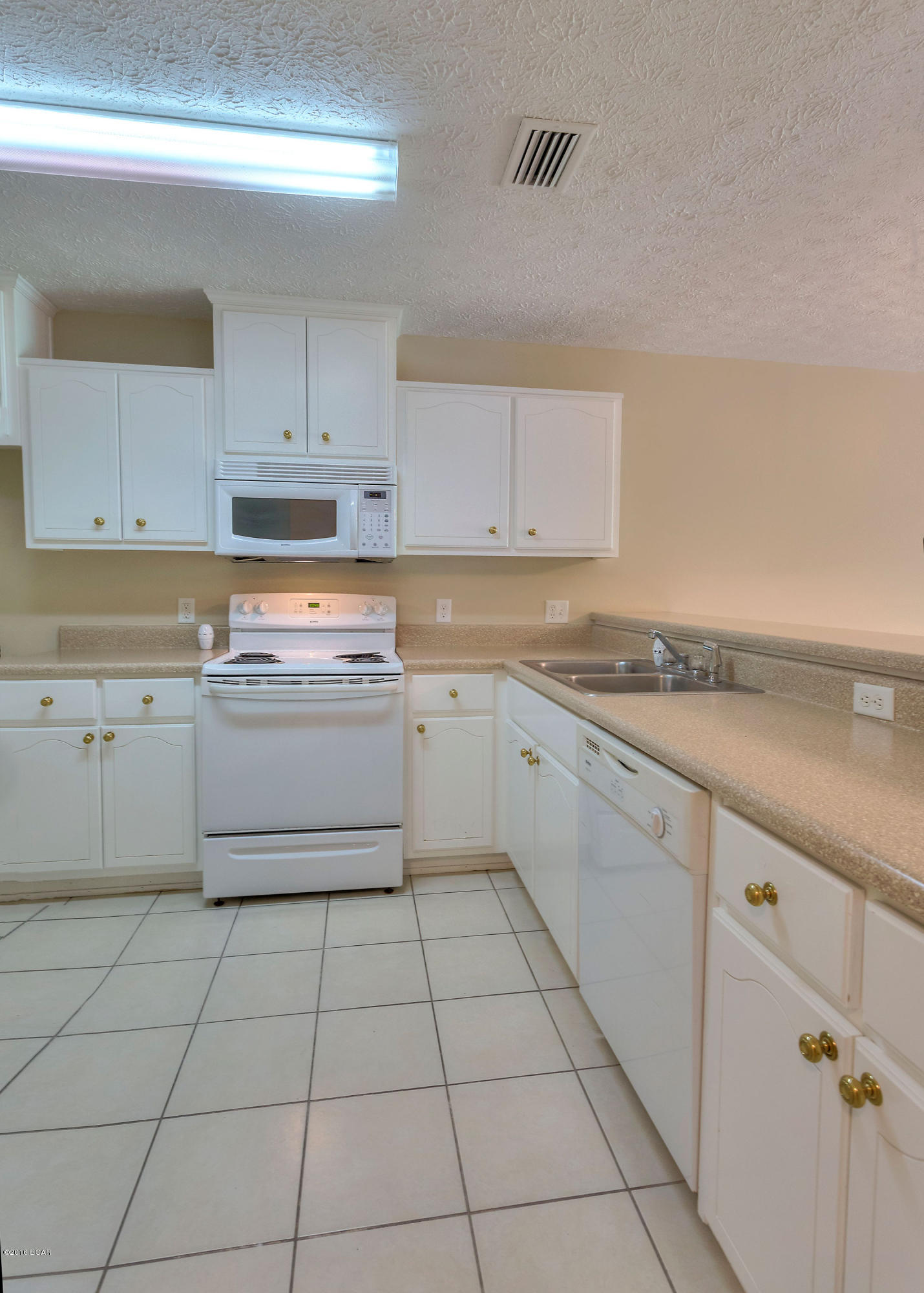 Summer Lace - Residential