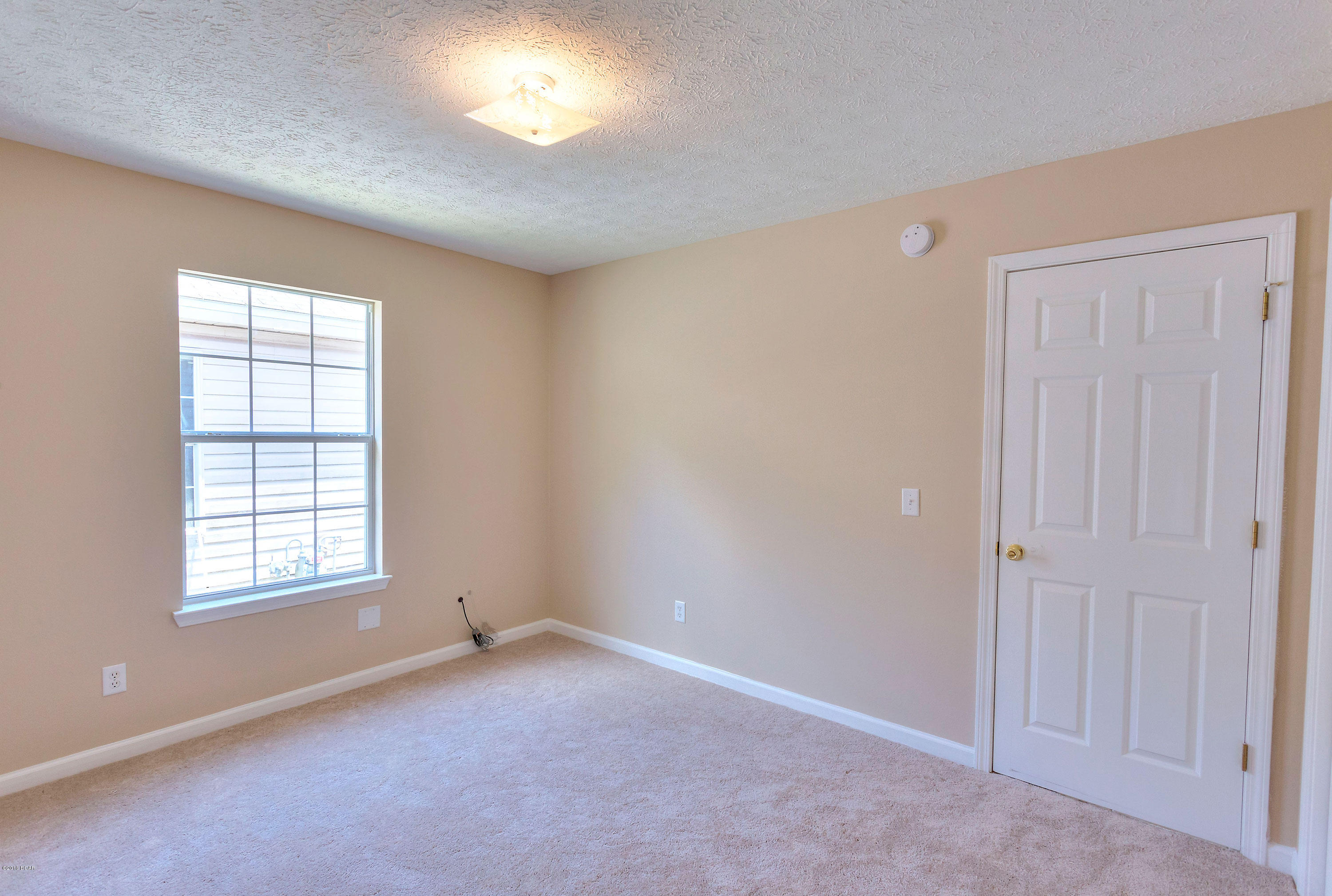 Summer Lace - Residential