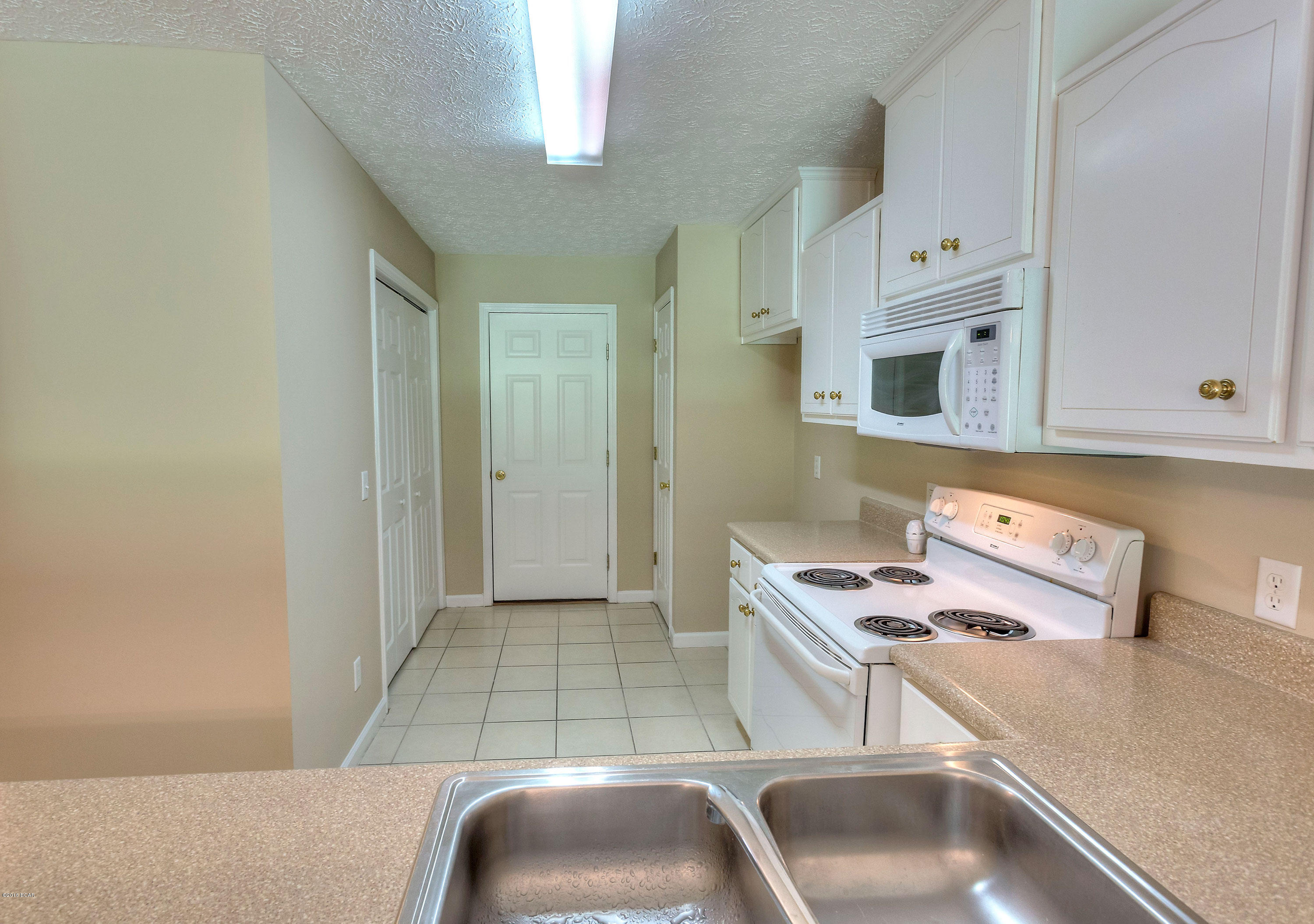 Summer Lace - Residential