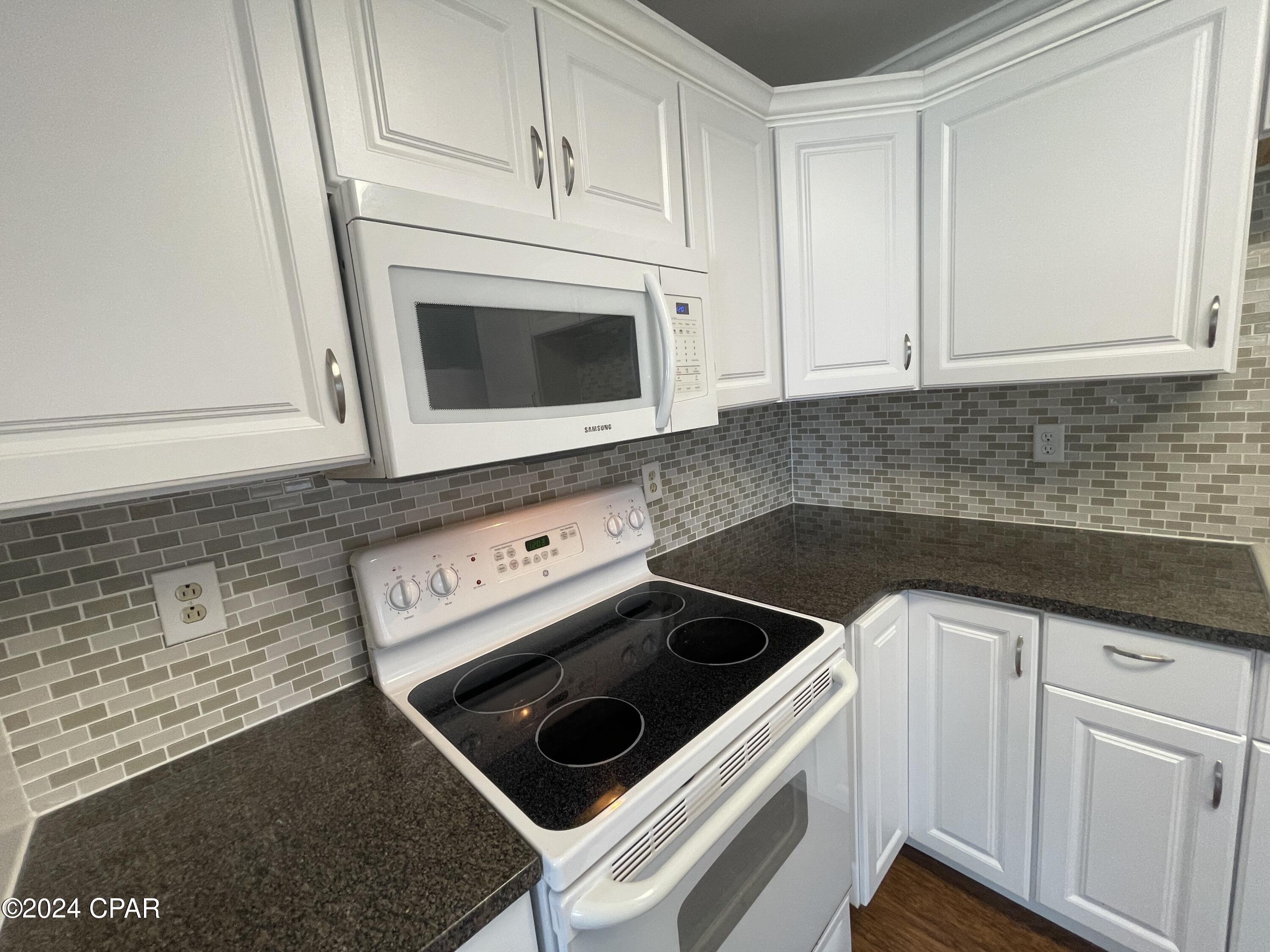 Long Point Park 1st Add - Residential