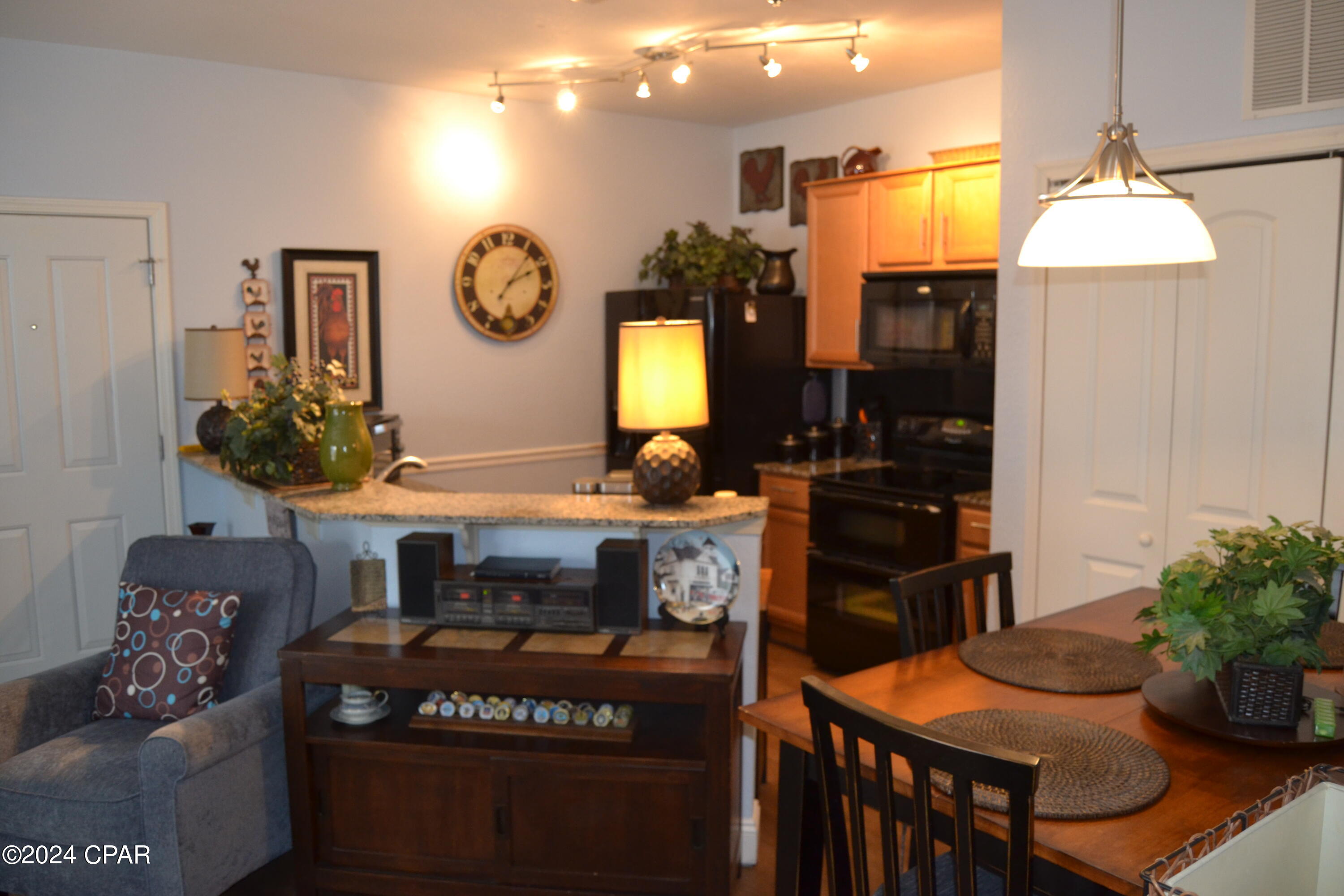 Villas At Suncrest - Residential