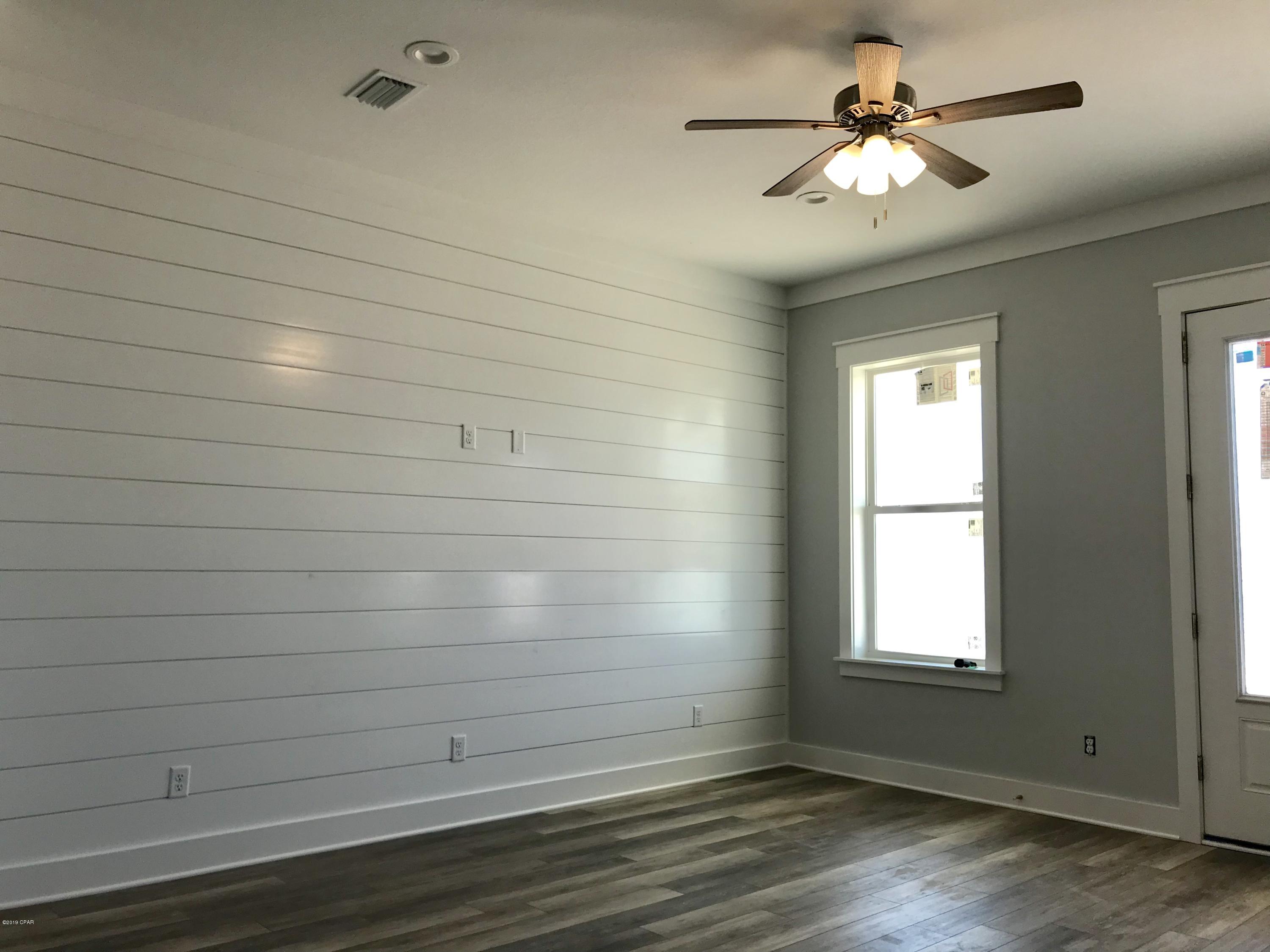 Laguna Beach 7th Add - Residential