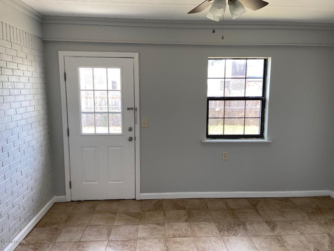 Venetian Villa - Residential Lease