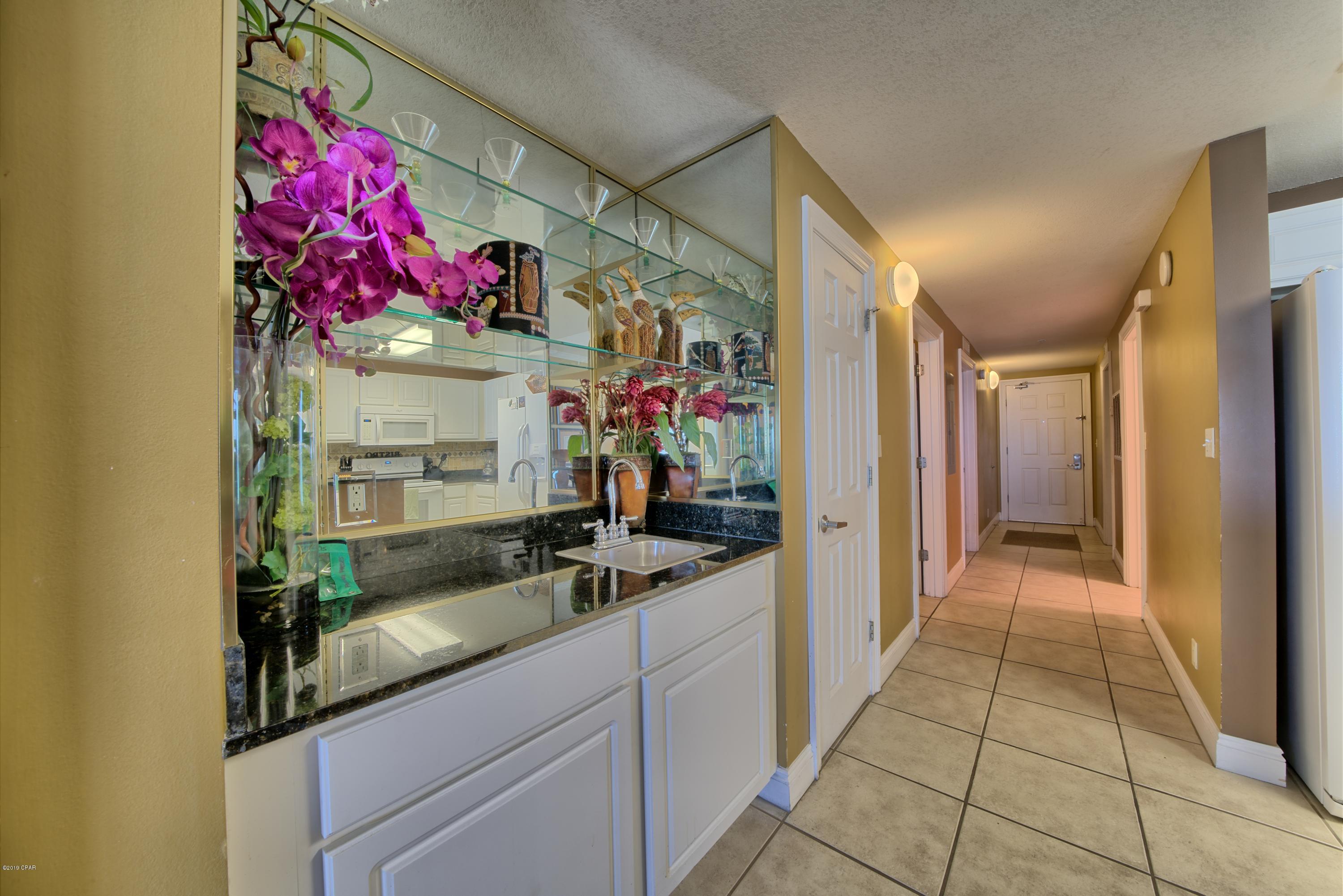 Calypso Towers II - Residential