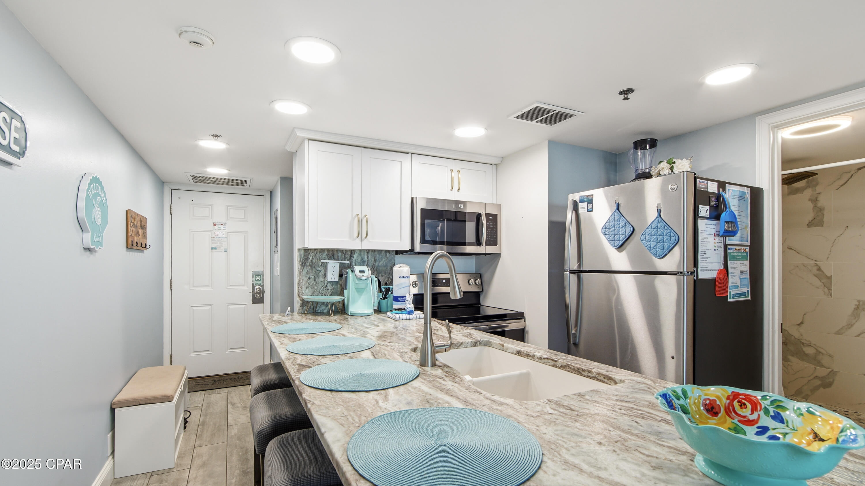 Sunbird Condo - Residential